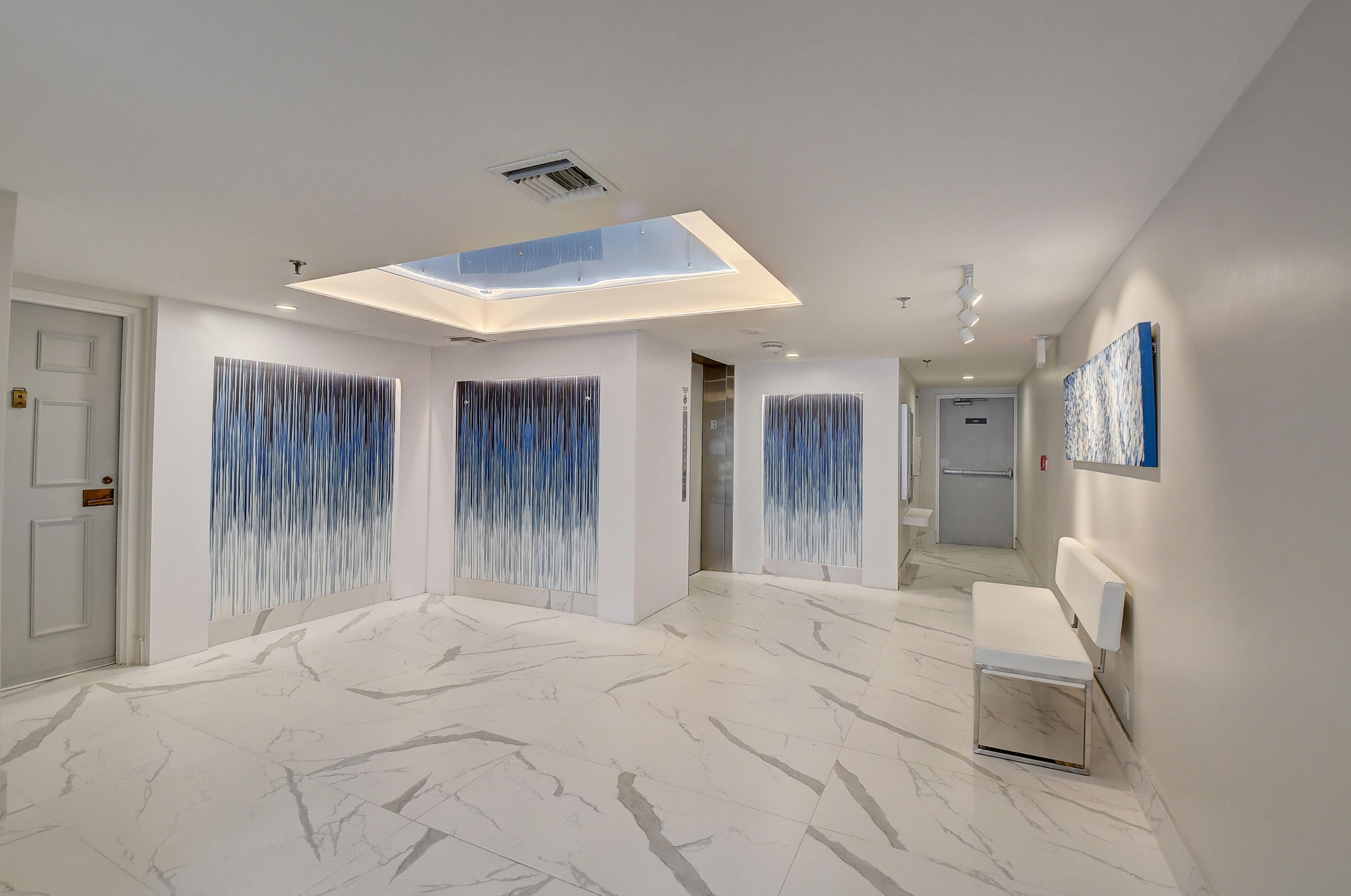 7572 Regency Lake Dr, Boca Raton FL 33433-2835 exterior