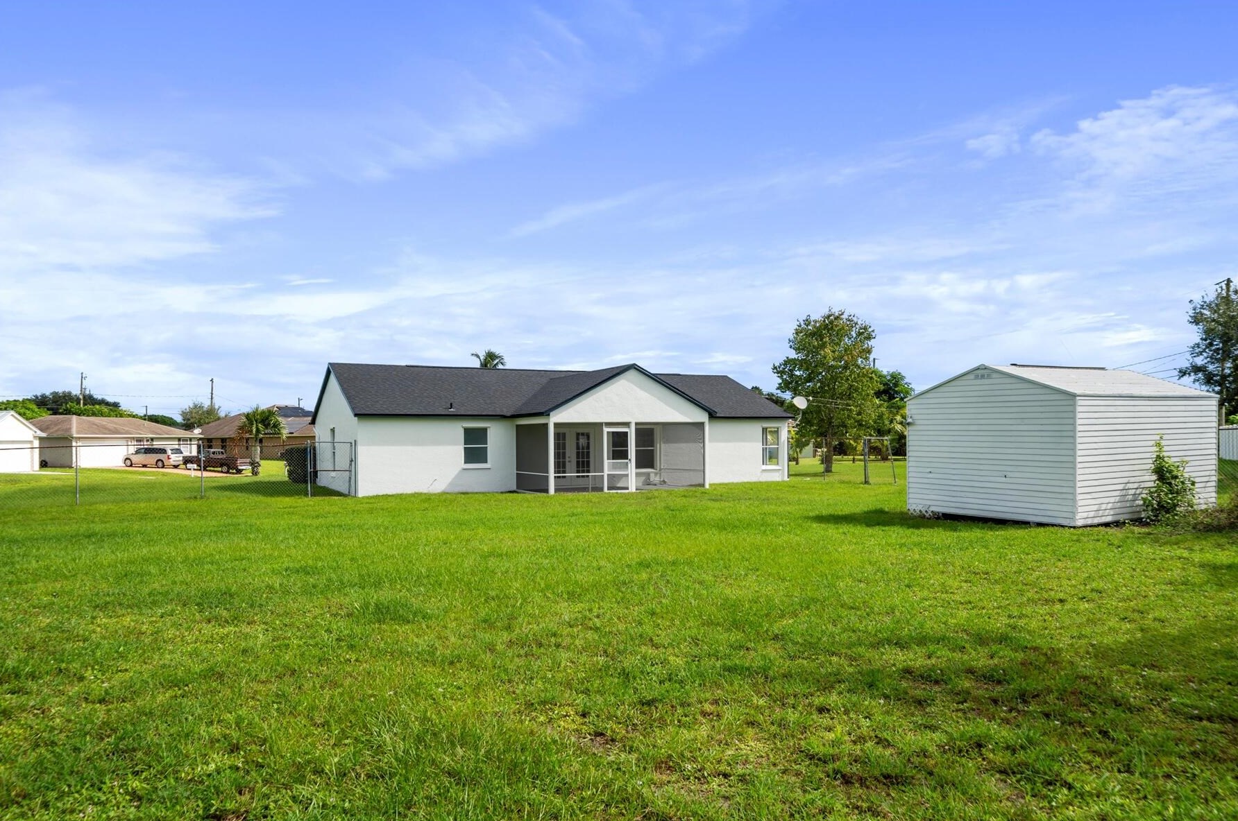 4570 Log Ct, Fort Pierce FL  34953-7547 exterior