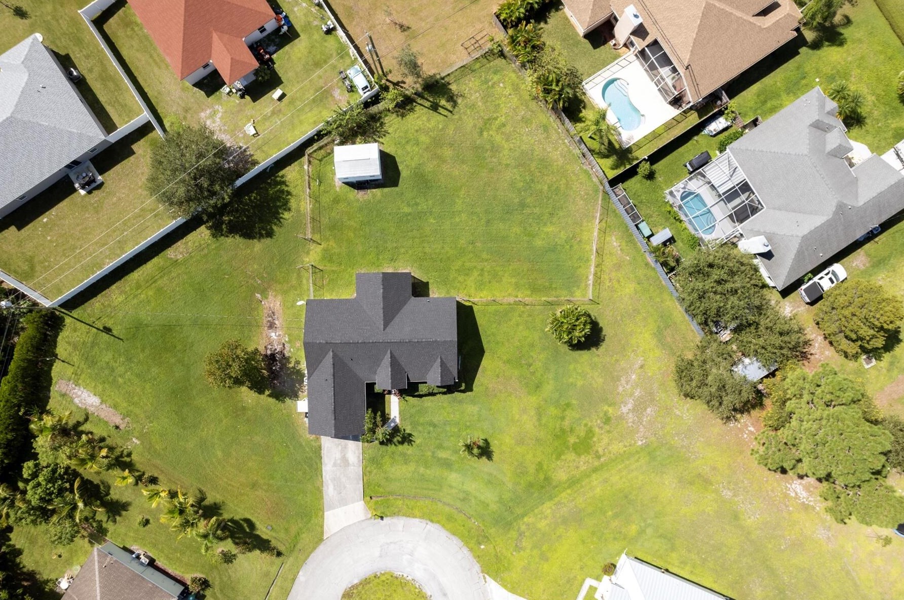 4570 Log Ct, Fort Pierce FL  34953-7547 exterior