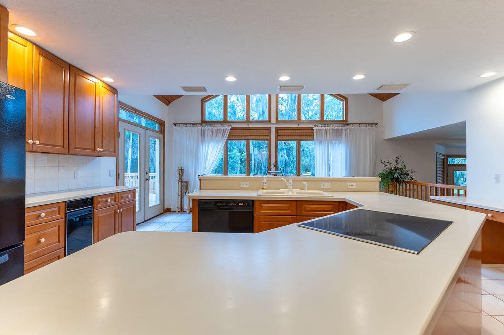 5155 Palmetto Ave, Fort Pierce FL  34982-7266 exterior