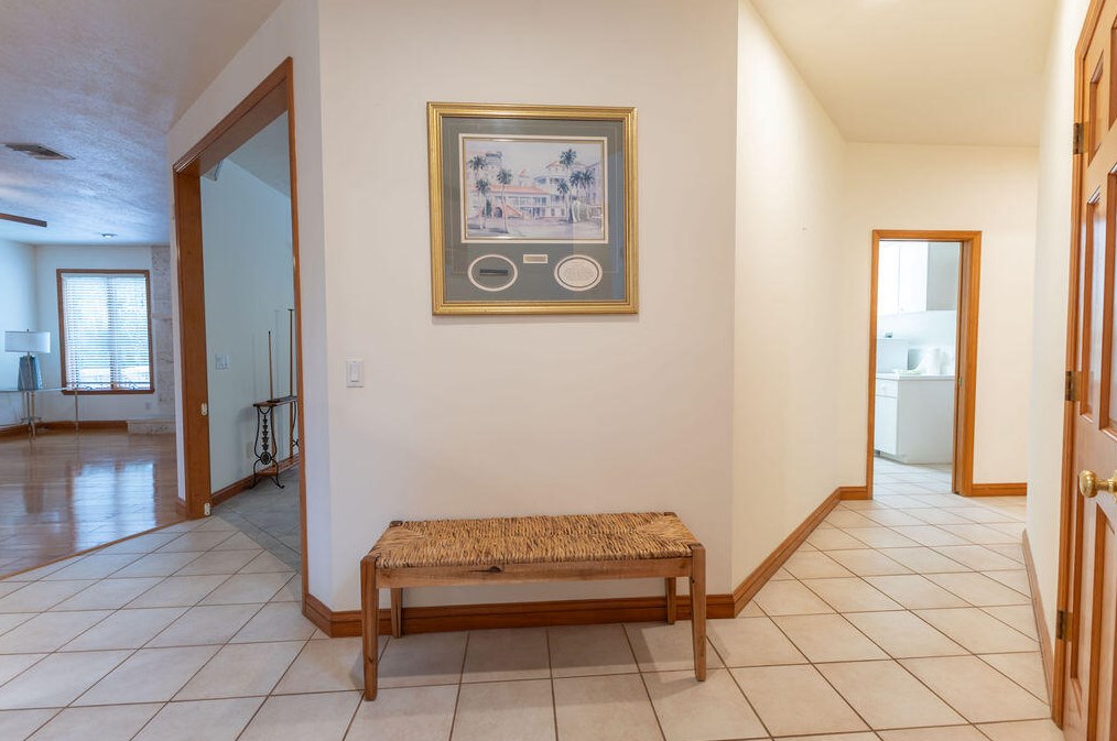 5155 Palmetto Ave, Fort Pierce FL  34982-7266 exterior