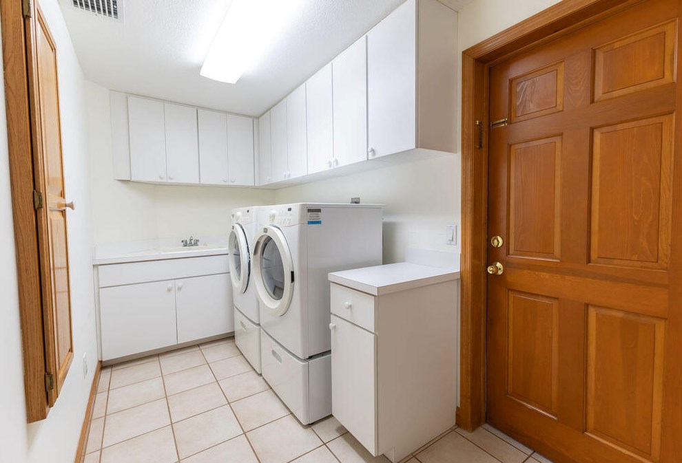 5155 Palmetto Ave, Fort Pierce FL  34982-7266 exterior