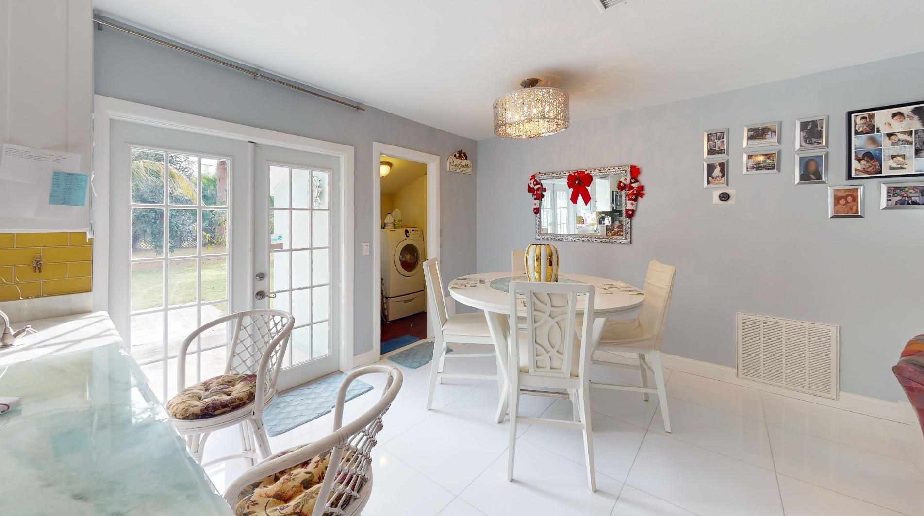 486 Archer Ave, Fort Pierce FL  34983-1076 exterior