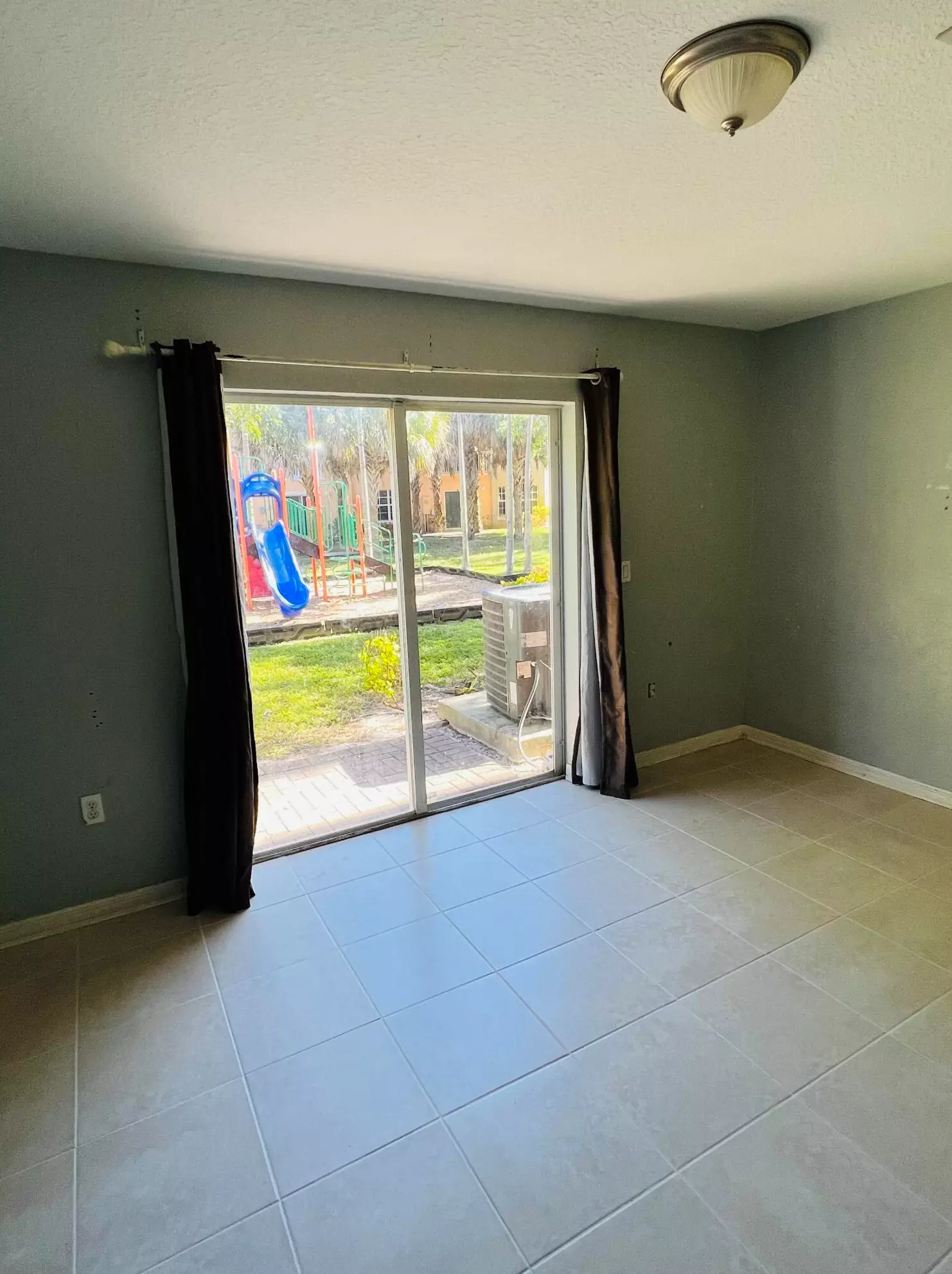 1942 5 St, Boynton Beach FL 33435-7506 exterior