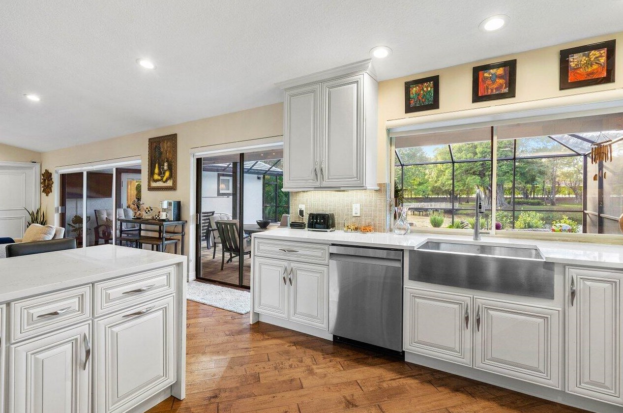 2901 24th Ter, Boca Raton FL  33431-6203 exterior