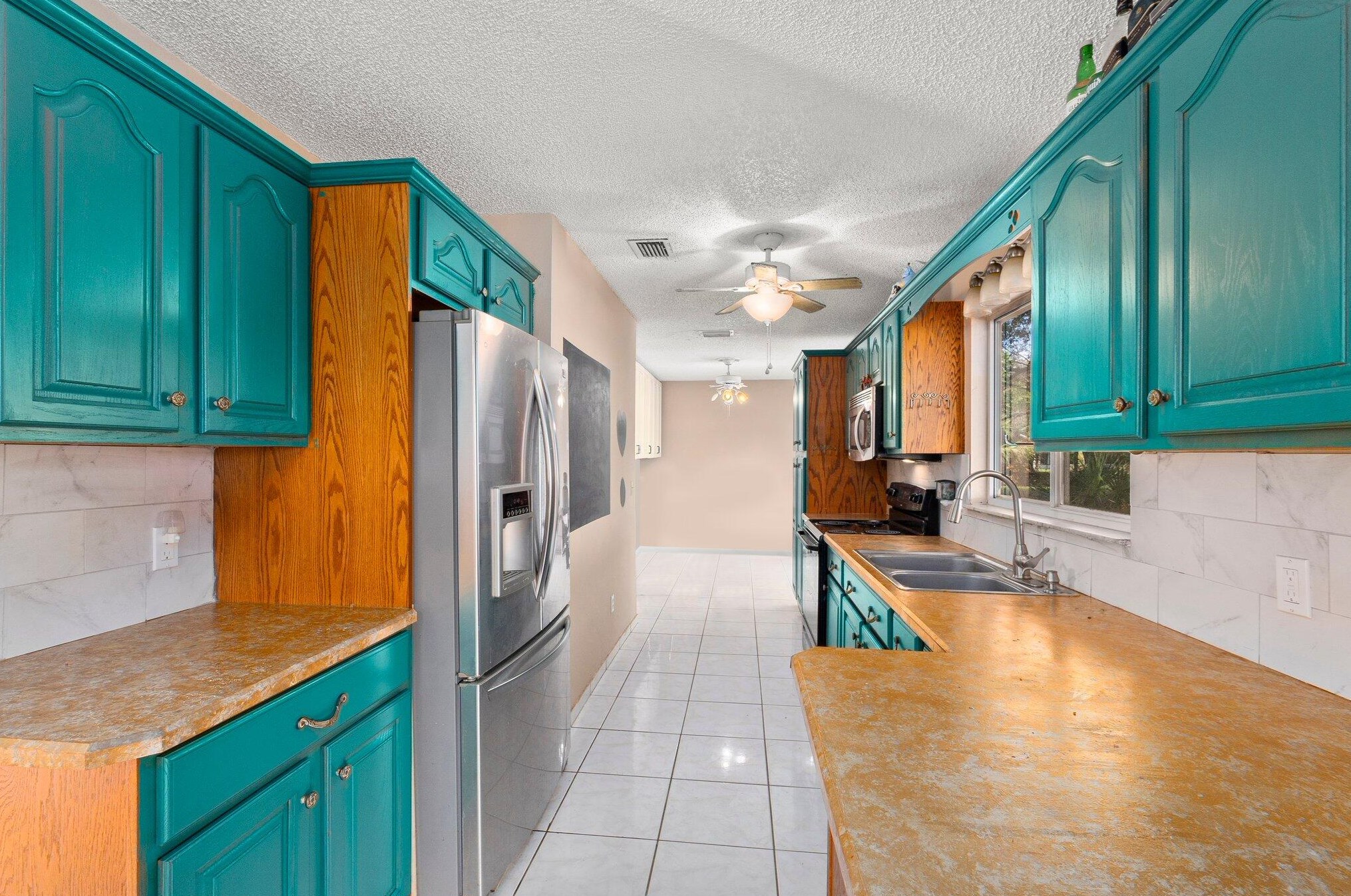 1914 Dranson Cir, Fort Pierce FL  34952-6628 exterior