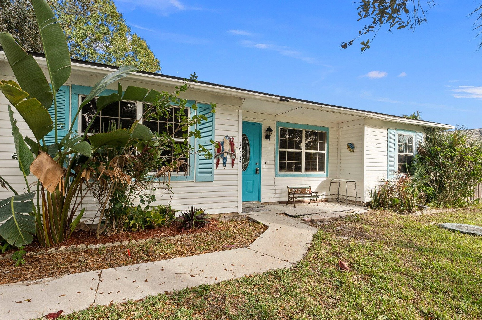 1914 Dranson Cir, Fort Pierce FL  34952-6628 exterior