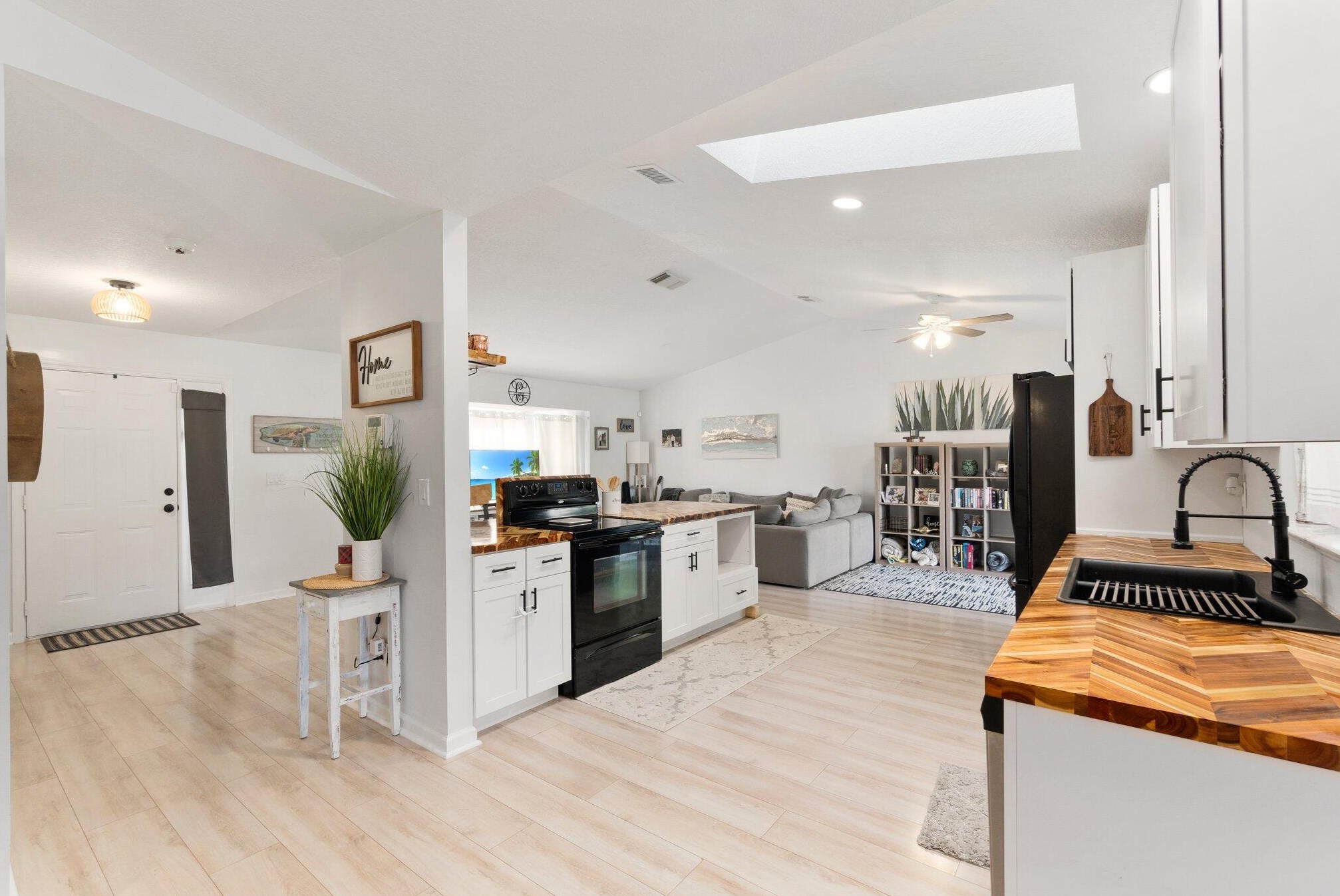 5121 Ever Rd, Fort Pierce FL  34983-1407 exterior