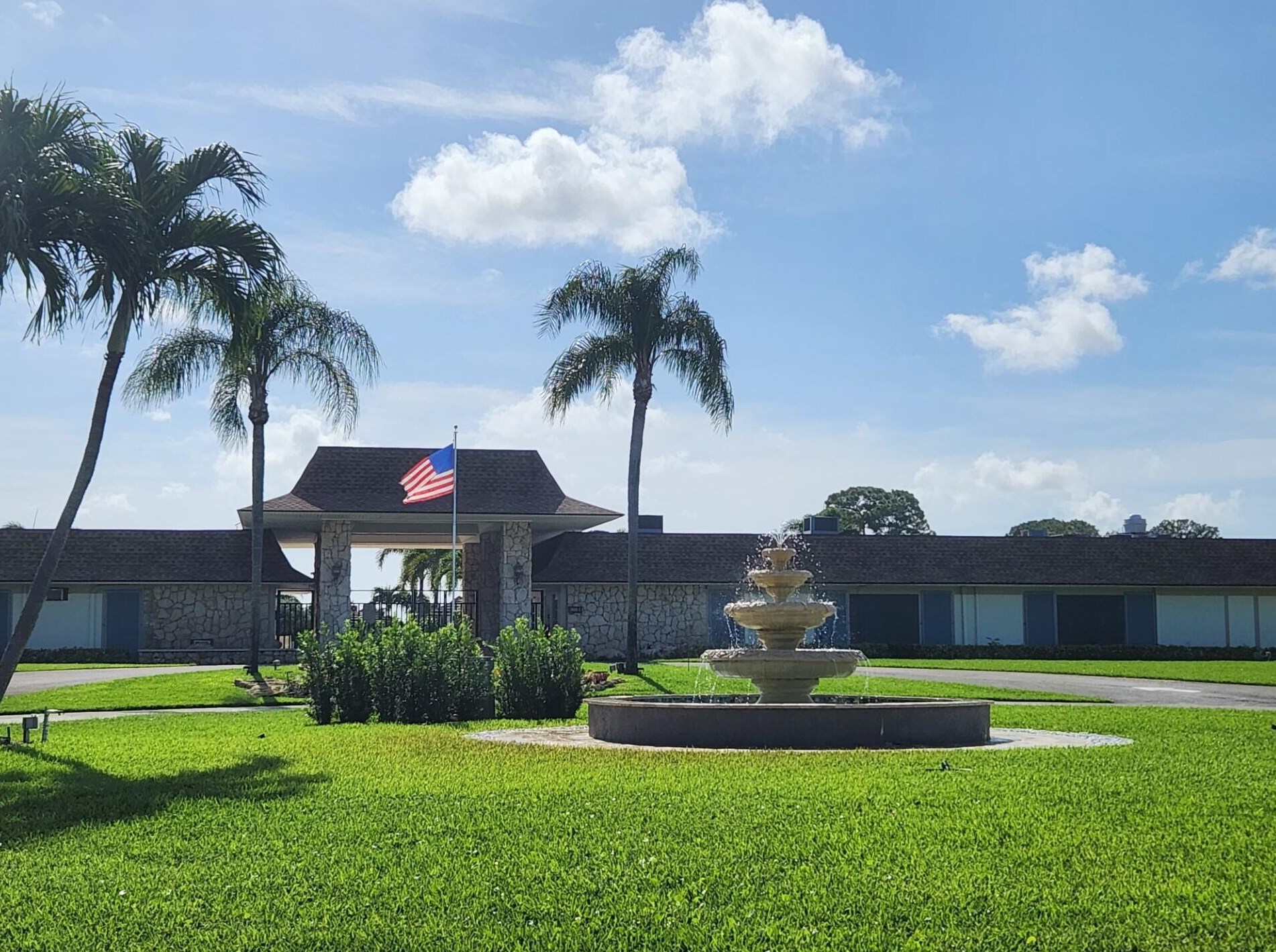38010 Frenchmans Bay, Boynton Beach FL  33436-1958 exterior