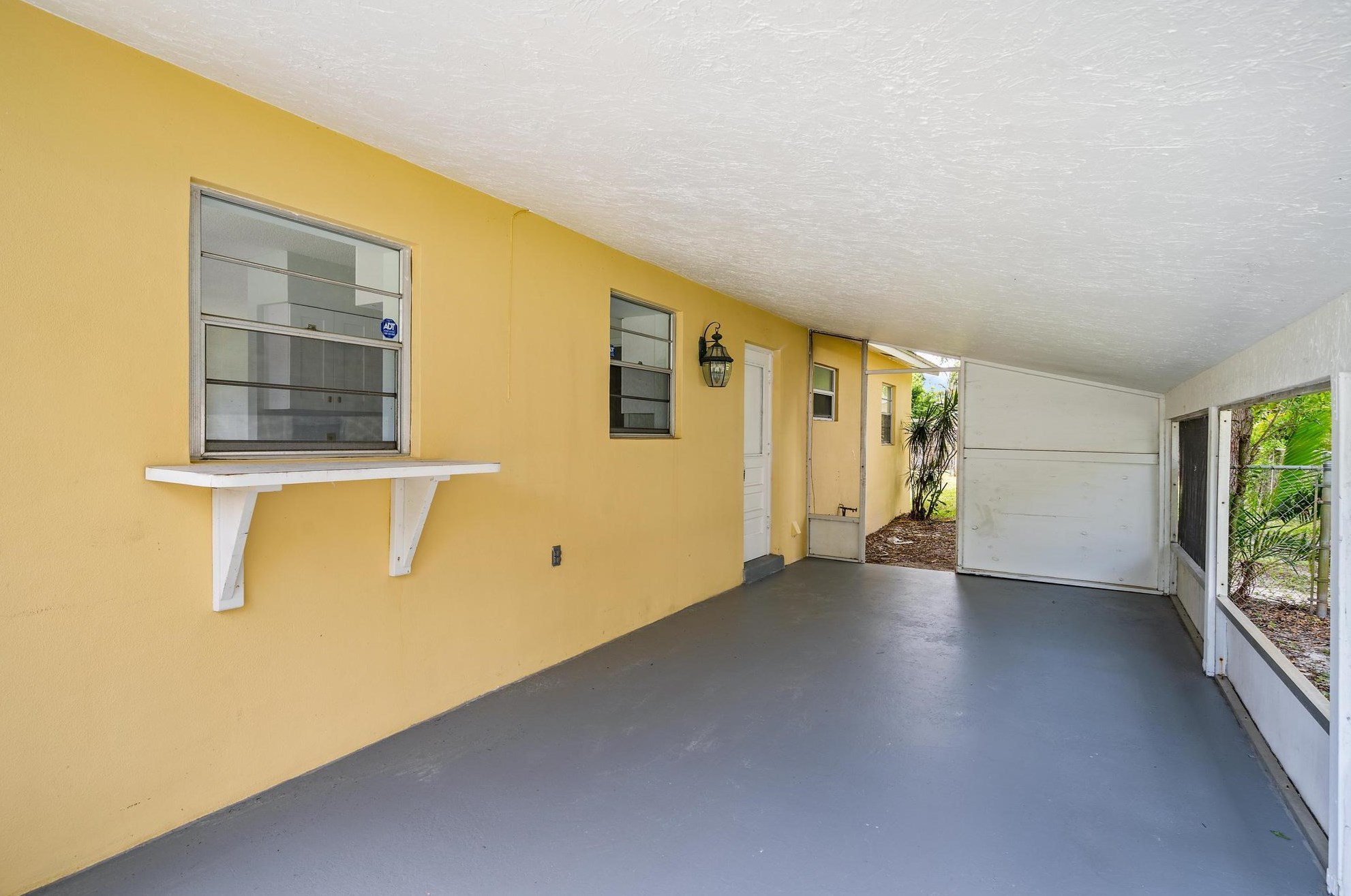 126 2nd St, Jupiter FL  33458-7410 exterior