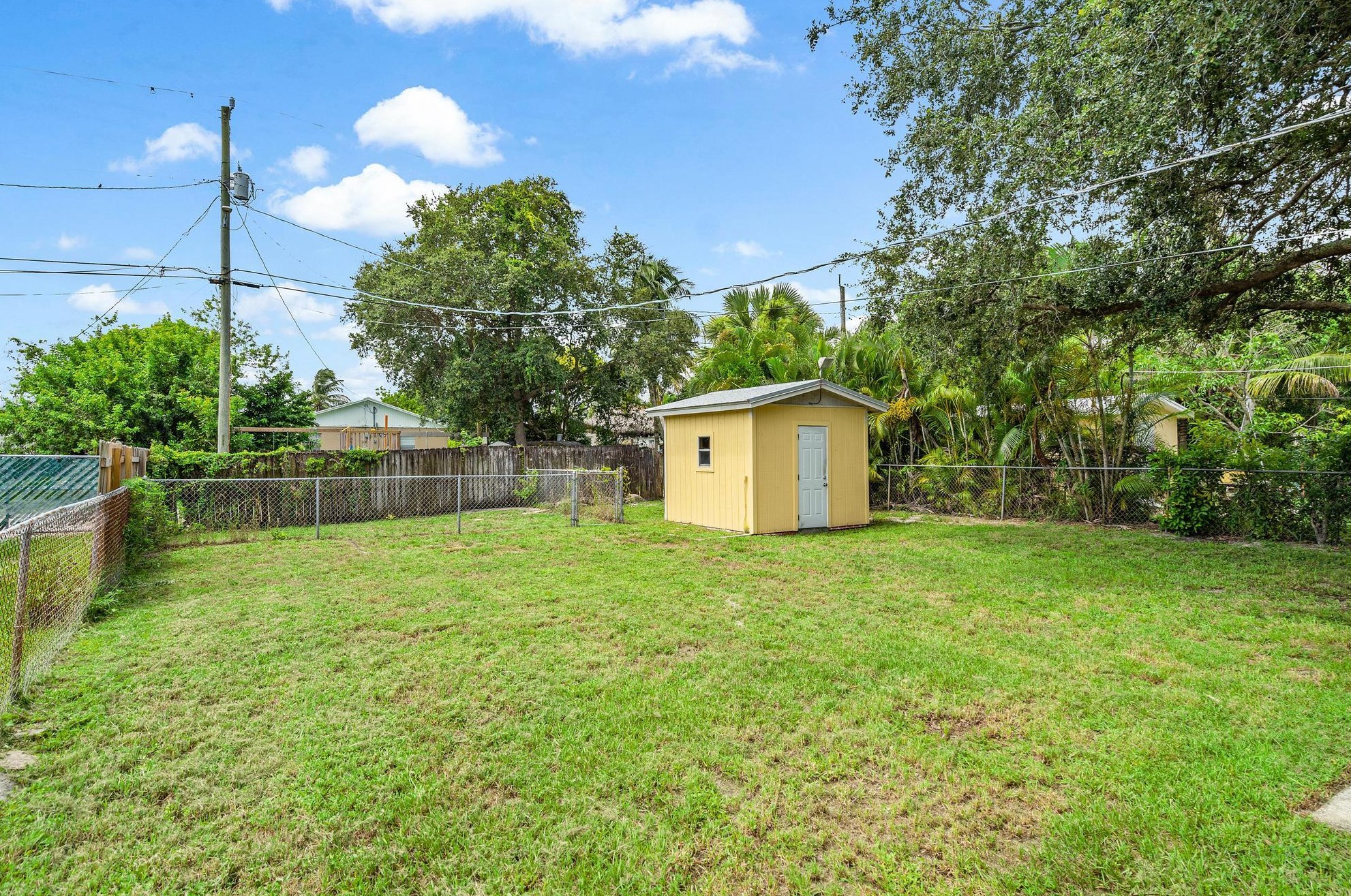 126 2nd St, Jupiter FL  33458-7410 exterior