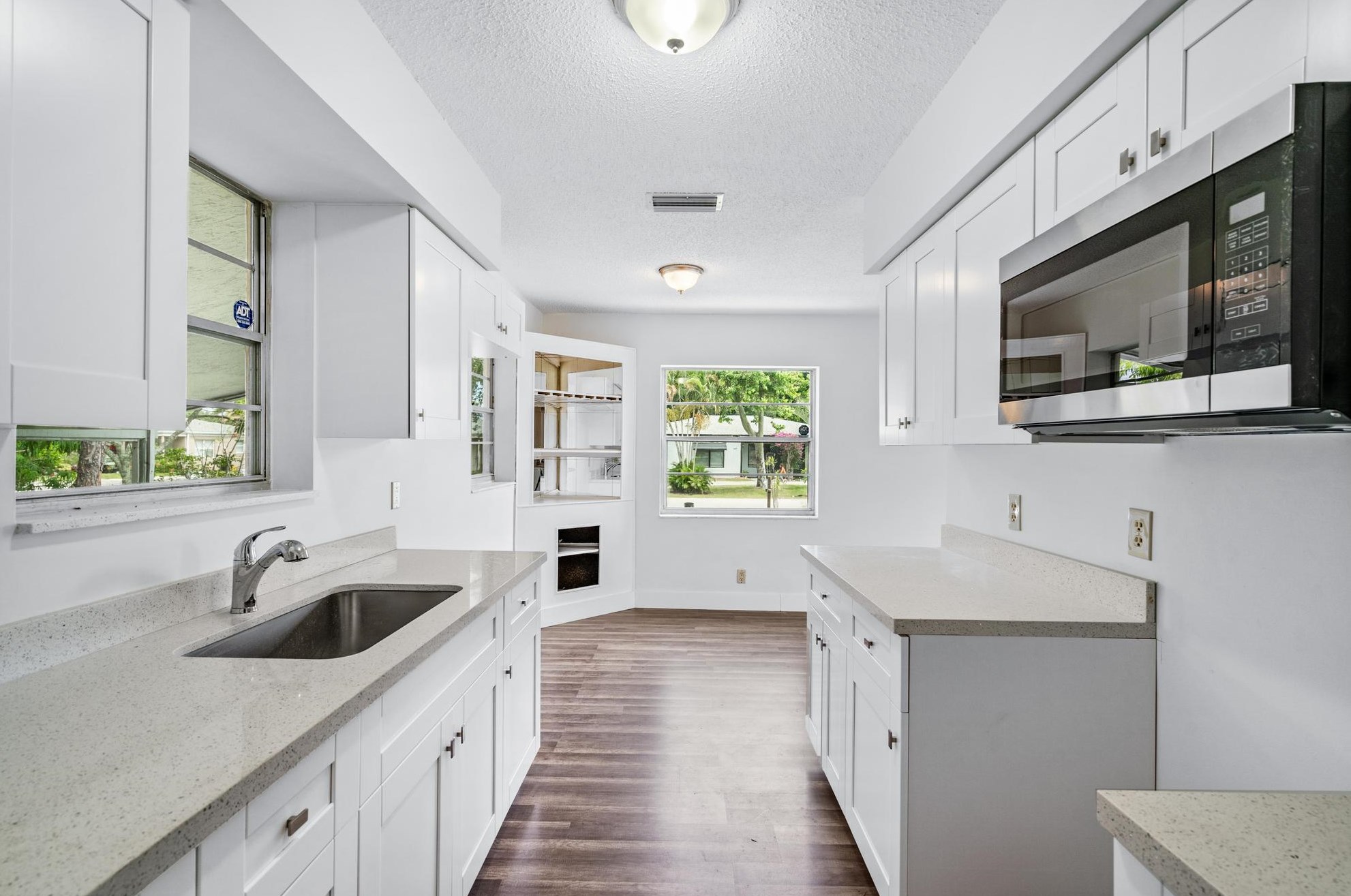 126 2nd St, Jupiter FL  33458-7410 exterior