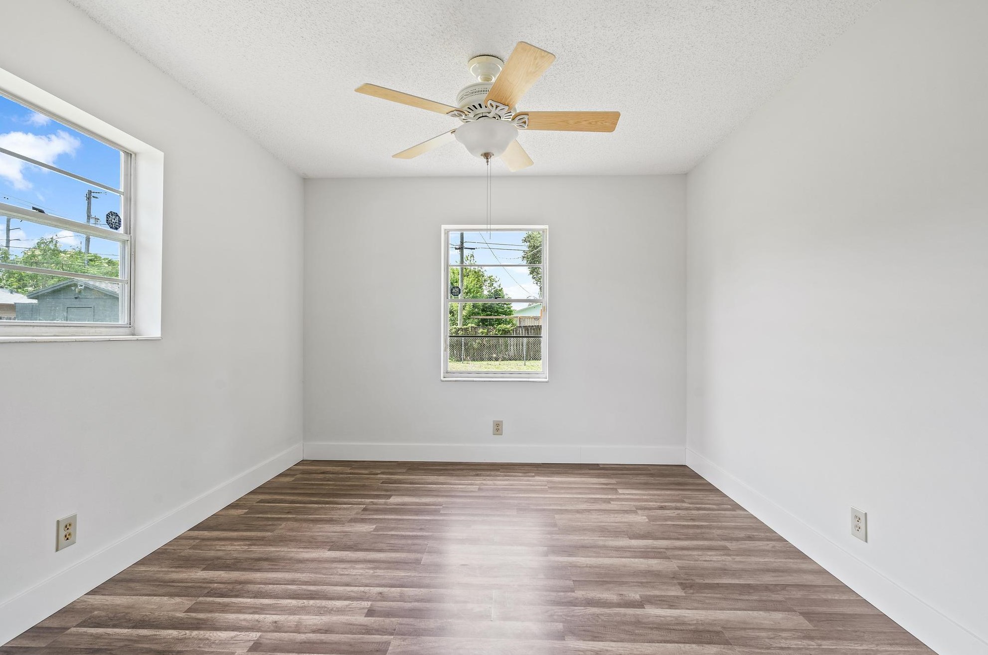 126 2nd St, Jupiter FL  33458-7410 exterior