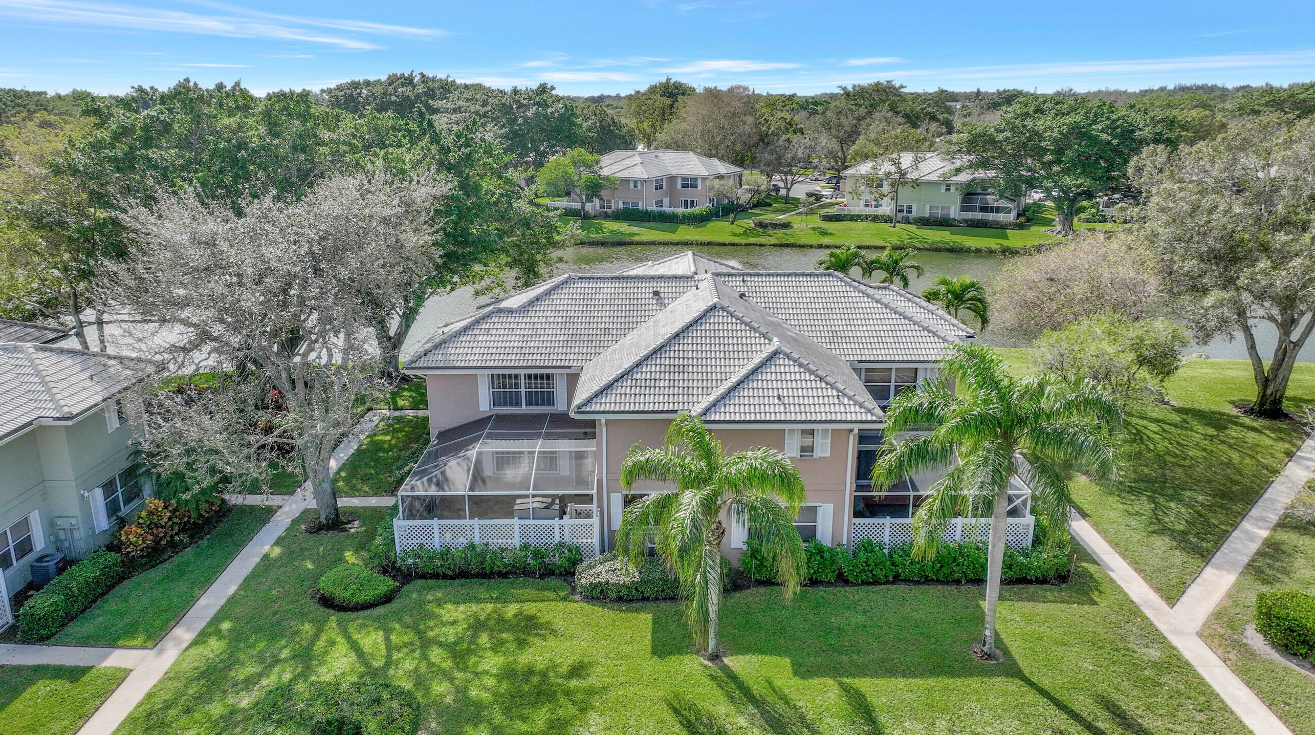 1906 Hartford Ct, West Palm Beach FL  33409-7521 exterior