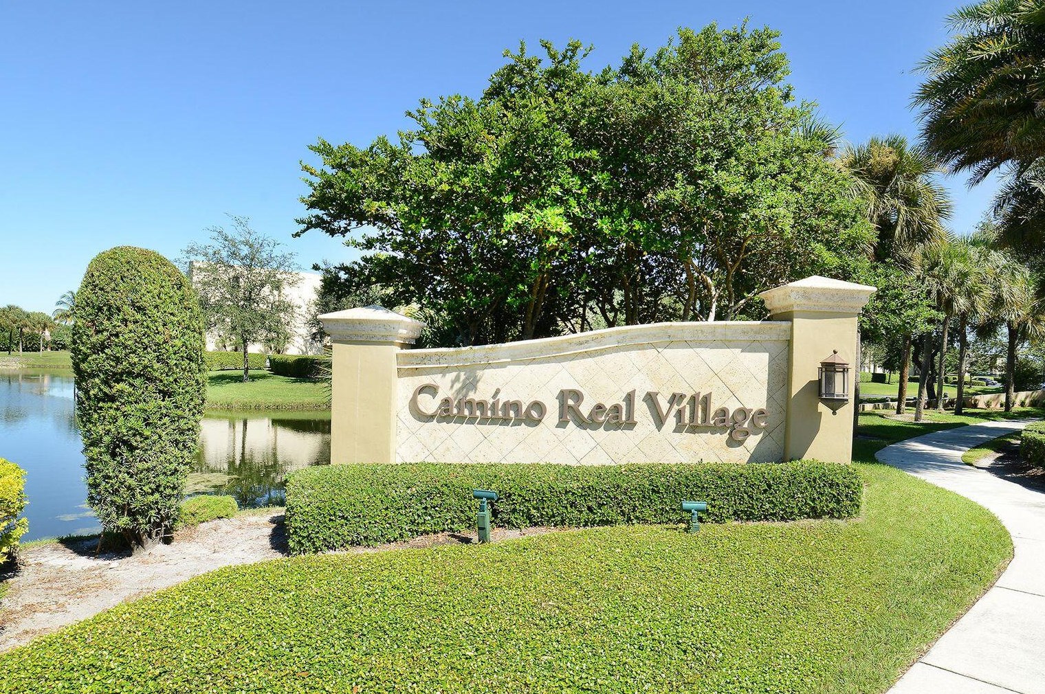 5701 Camino Del Sol, Boca Raton FL 33433-6563 exterior