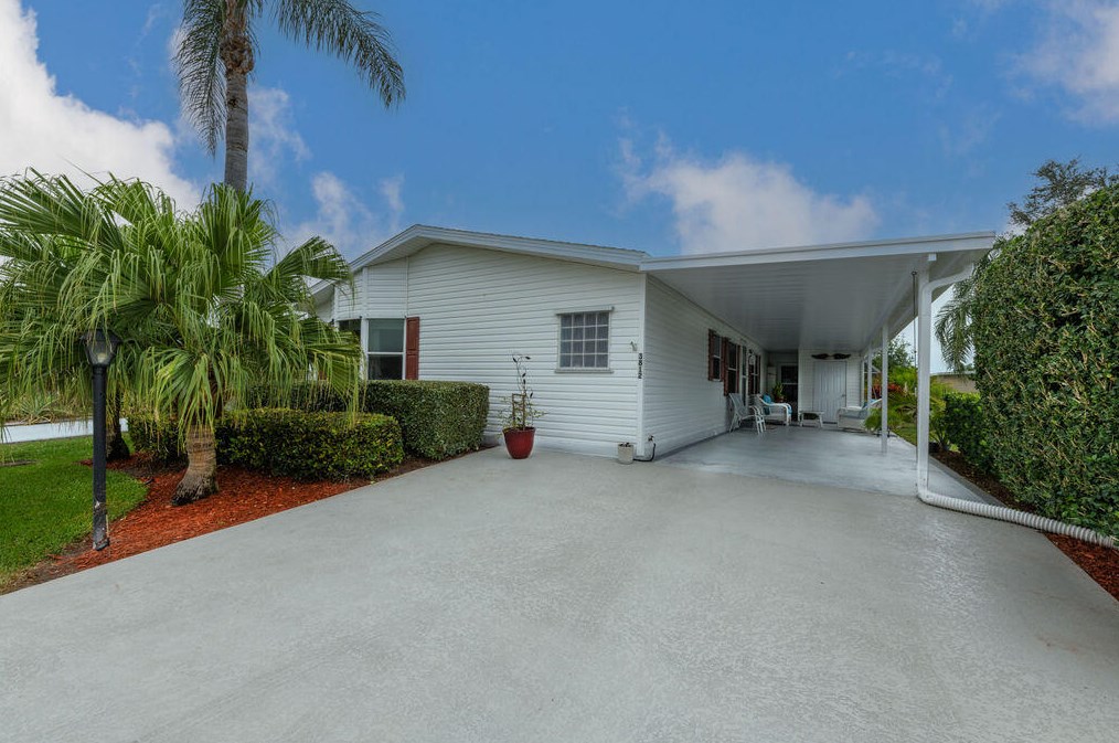 3812 Hydrilla Ct, Fort Pierce FL  34952-3153 exterior
