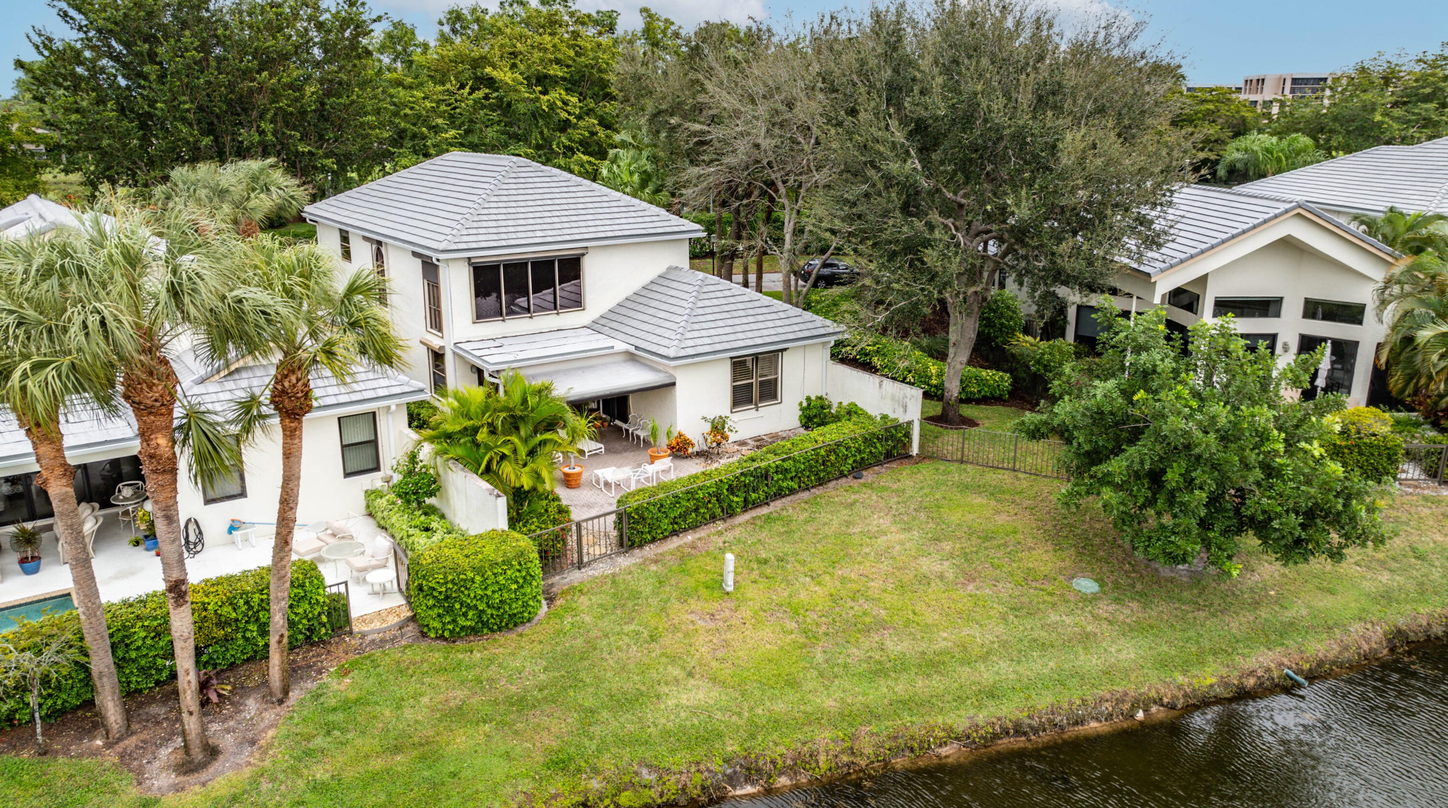 20039 Waters Edge Dr, Boca Raton FL  33434-3575 exterior