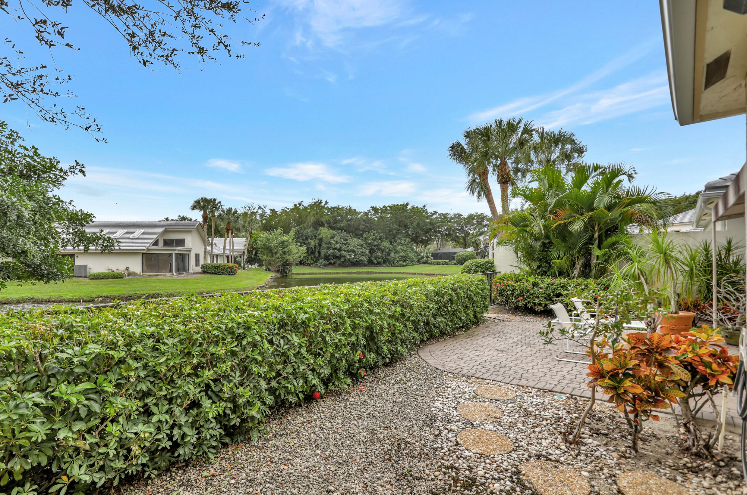 20039 Waters Edge Dr, Boca Raton FL  33434-3575 exterior