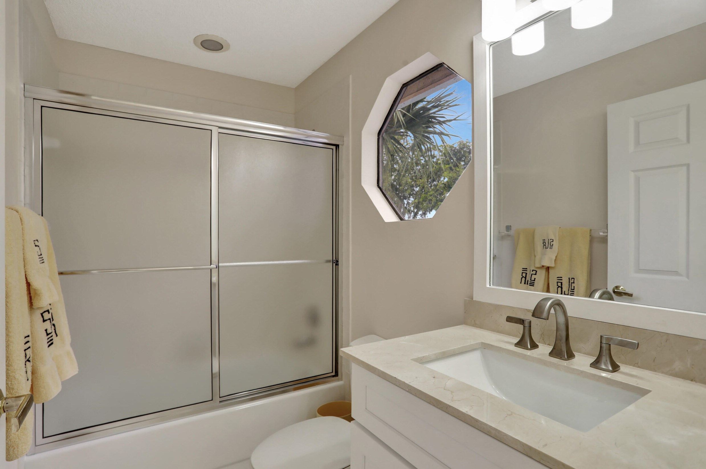 20039 Waters Edge Dr, Boca Raton FL  33434-3575 exterior