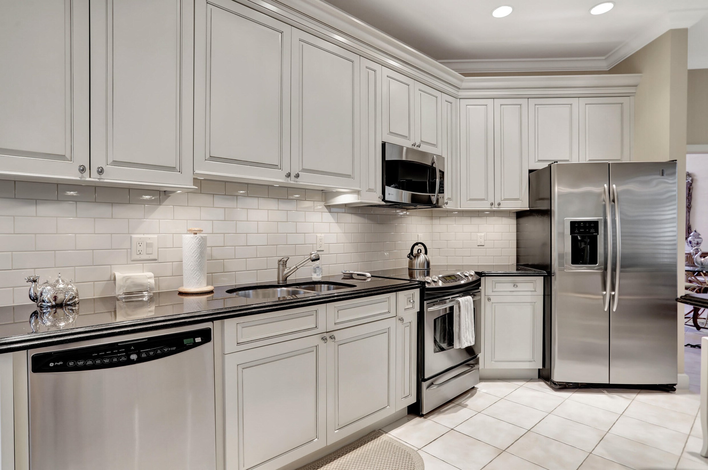 20039 Waters Edge Dr, Boca Raton FL  33434-3575 exterior