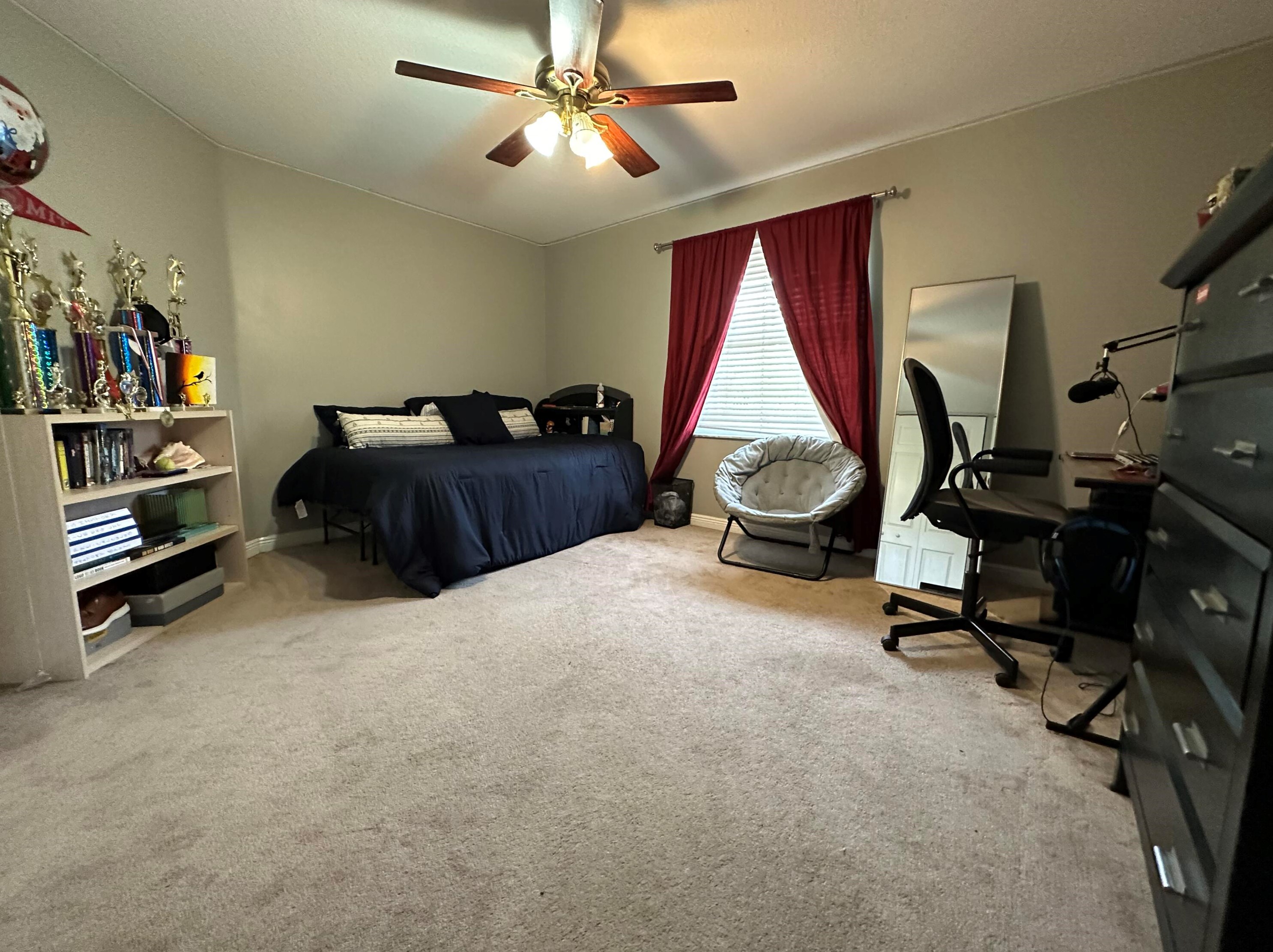 6449 Stonehurst Cir, Lake Worth FL  33467-7373 exterior