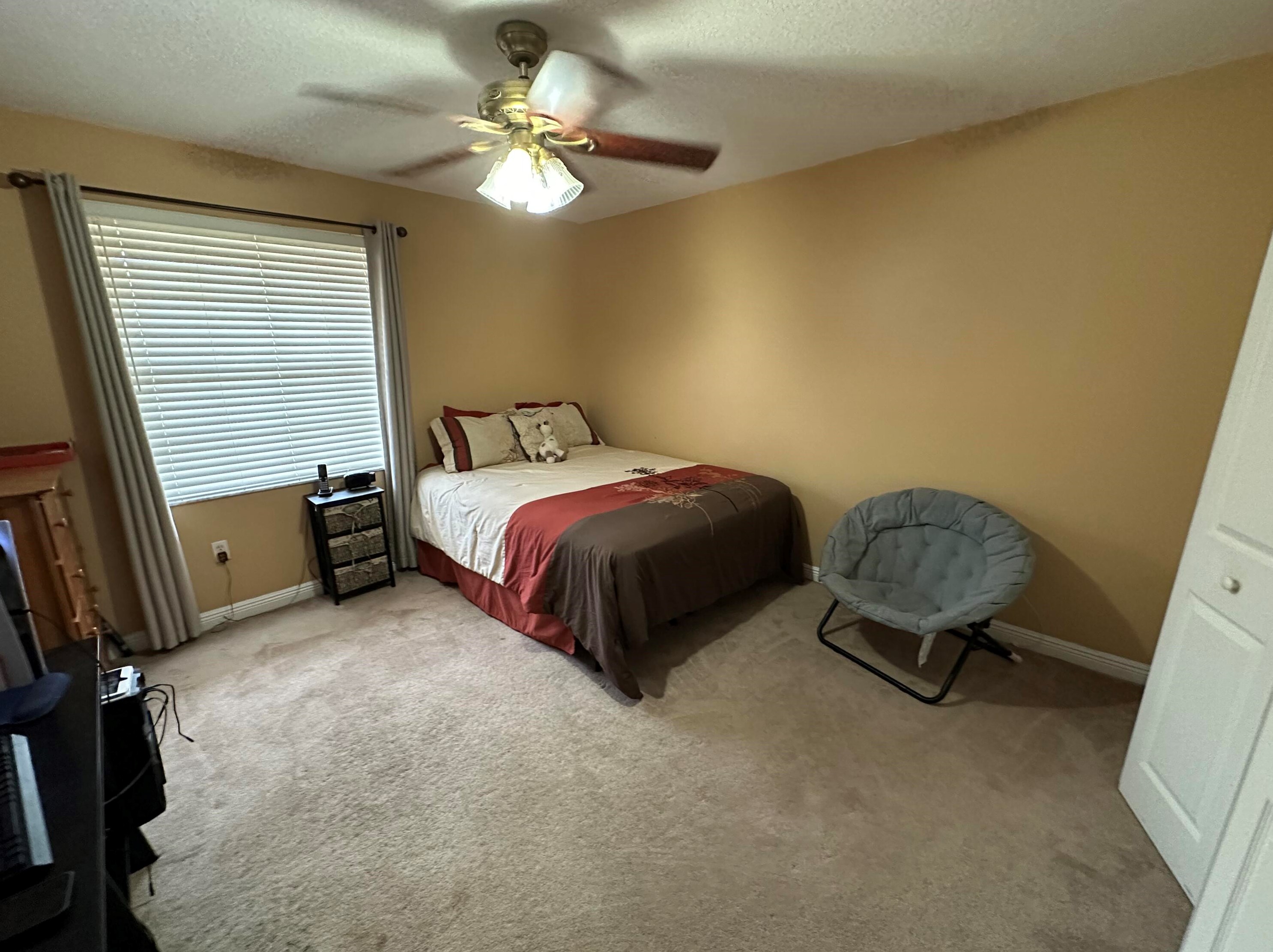 6449 Stonehurst Cir, Lake Worth FL  33467-7373 exterior