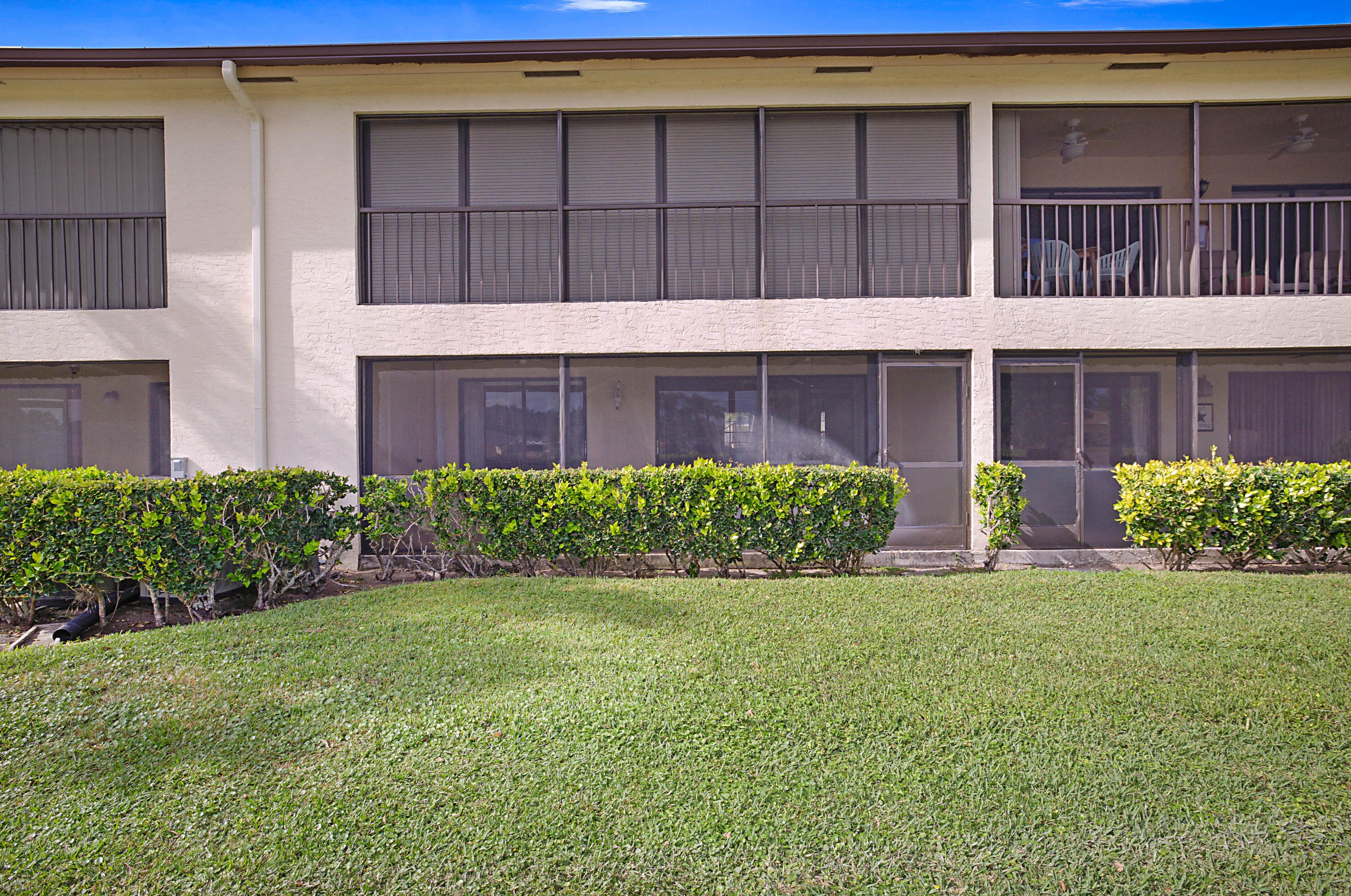 1201 Pinecrest Cir, Jupiter FL  33458-7692 exterior
