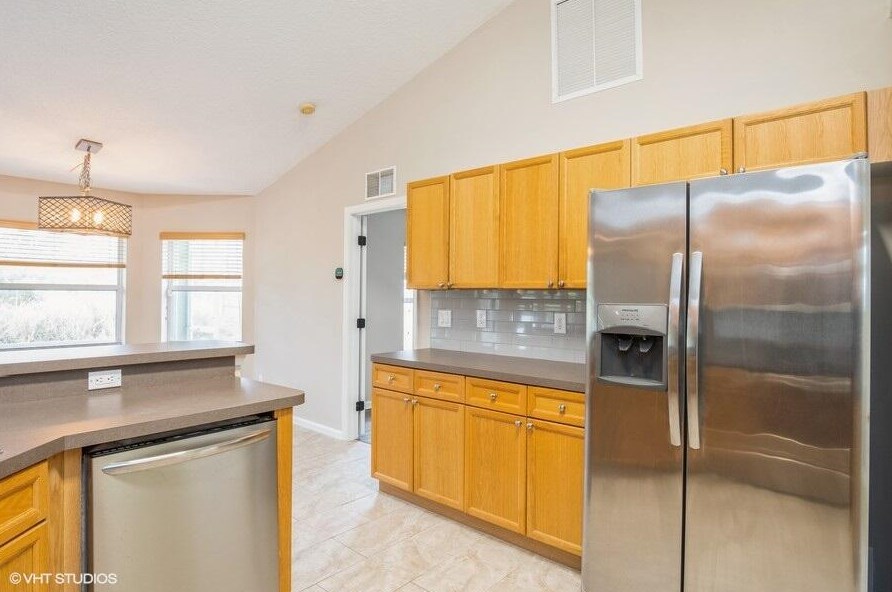 4801 Myrtle Dr, Fort Pierce FL  34982-3800 exterior