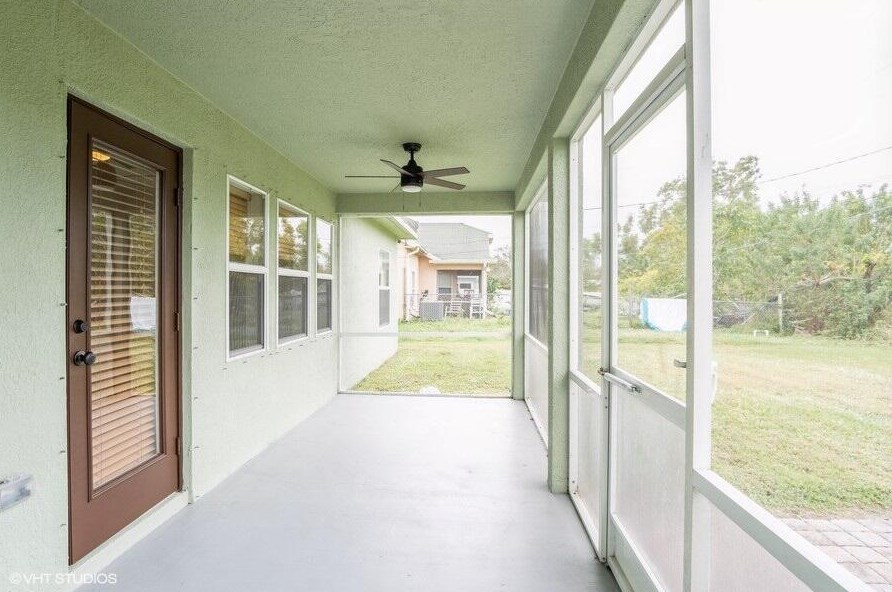 4801 Myrtle Dr, Fort Pierce FL  34982-3800 exterior