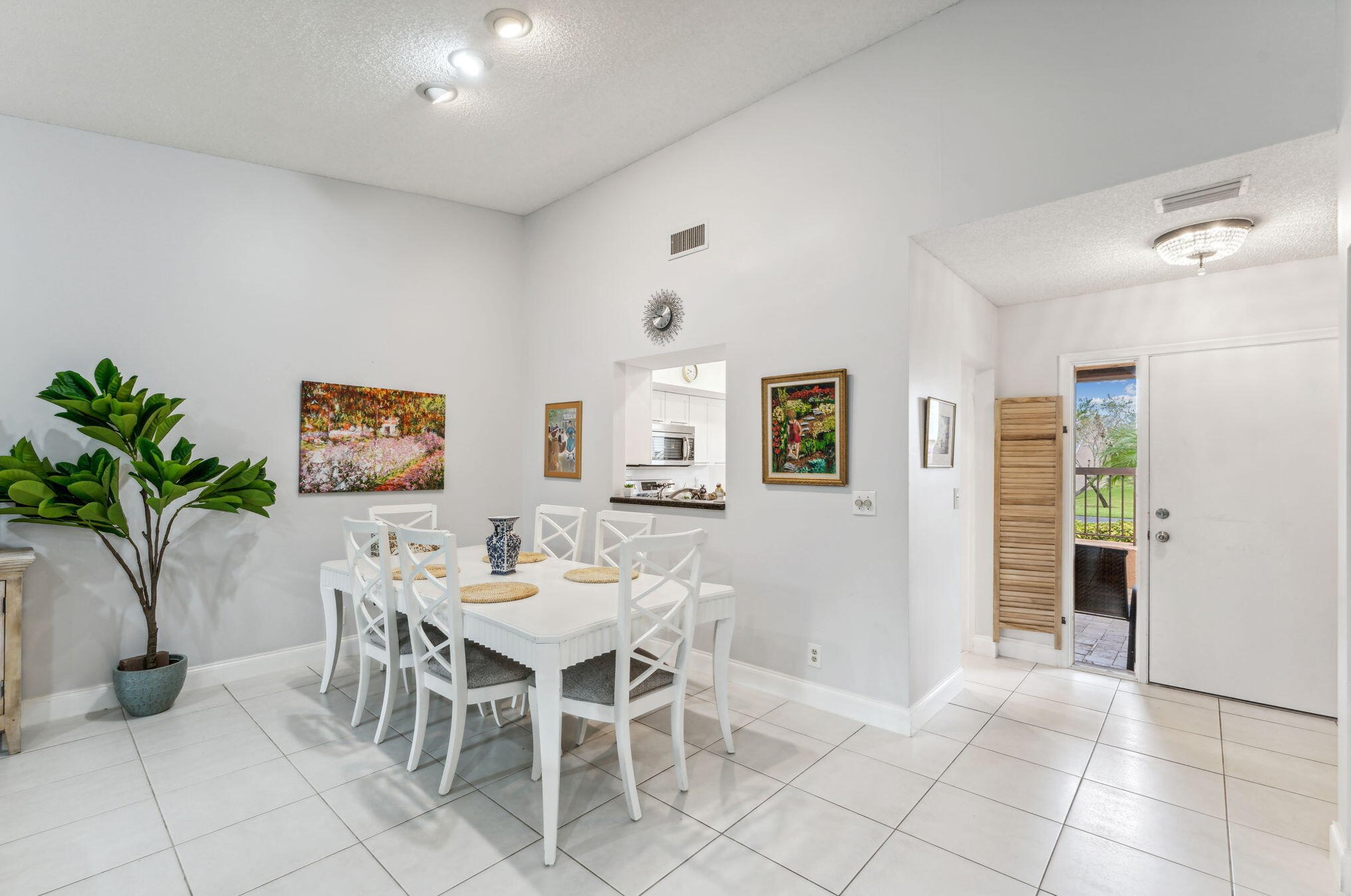 10812 Waterberry Dr, Boca Raton FL  33498-1689 exterior