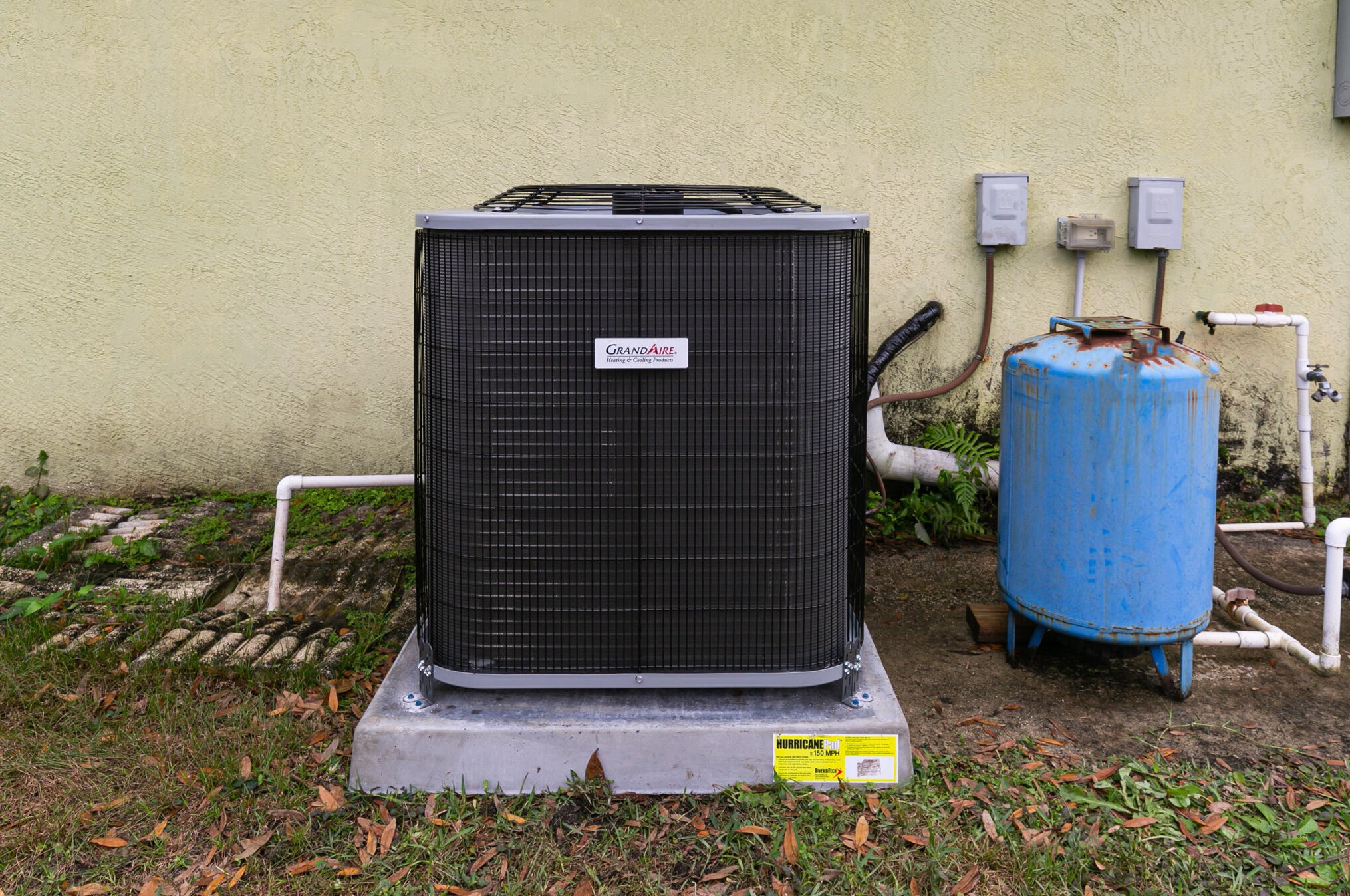 365 Whitmore Dr, Fort Pierce FL  34984-4531 exterior