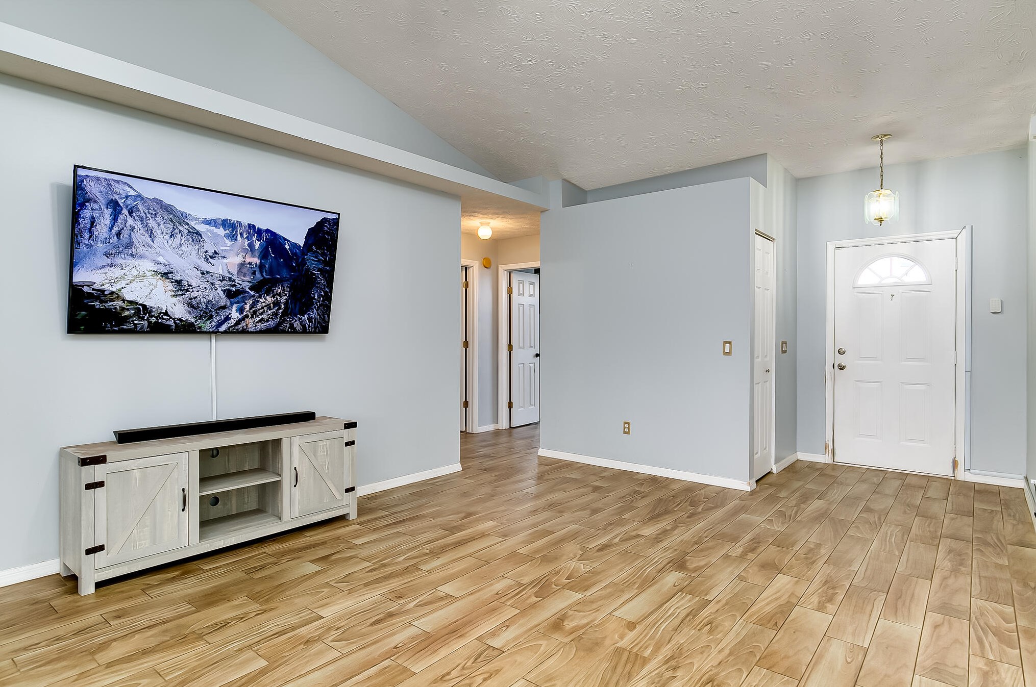 365 Whitmore Dr, Fort Pierce FL  34984-4531 exterior