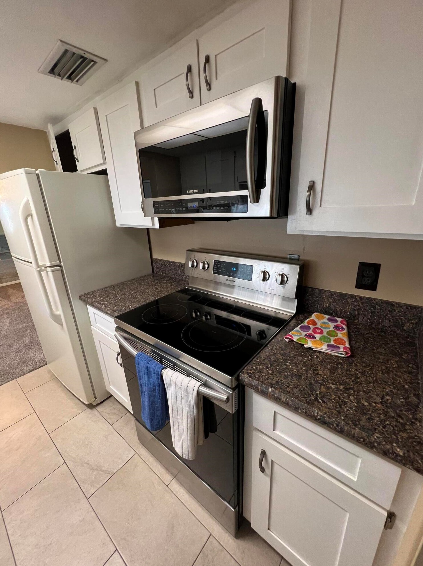 432 Gulfstream Rd, Lake Worth FL 33461-1511 exterior