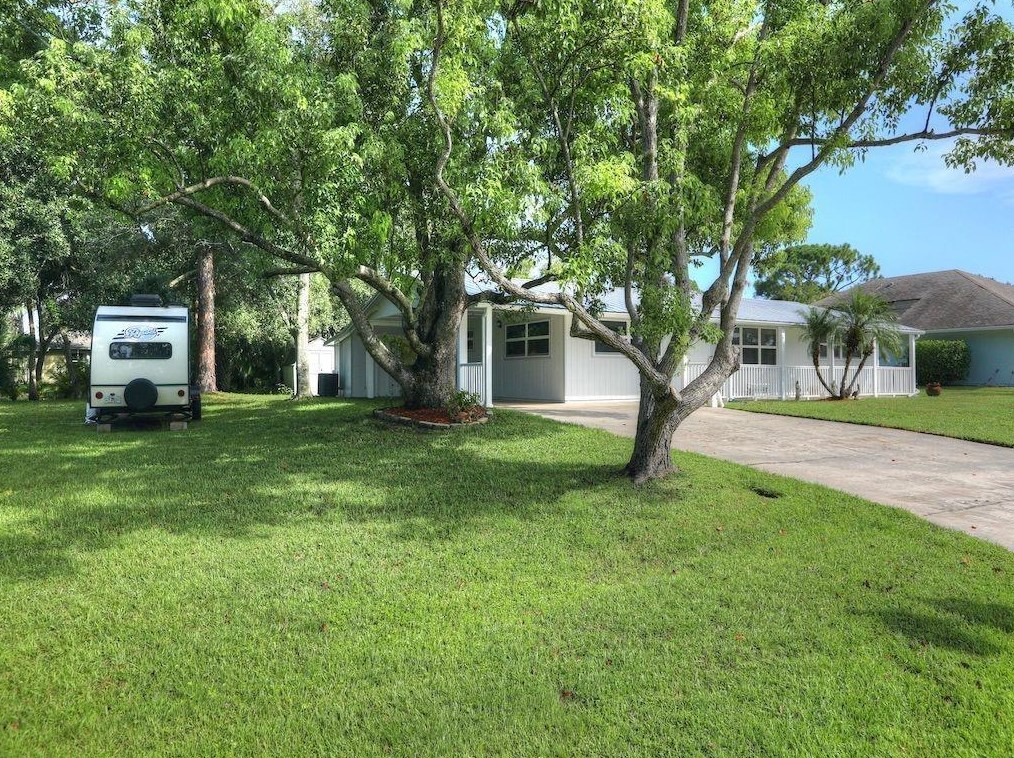 449 Coply Ter, Sebastian FL  32958-6507 exterior