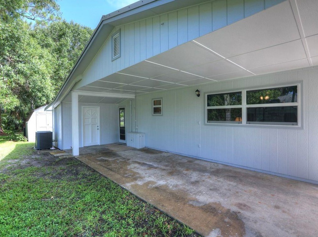 449 Coply Ter, Sebastian FL  32958-6507 exterior