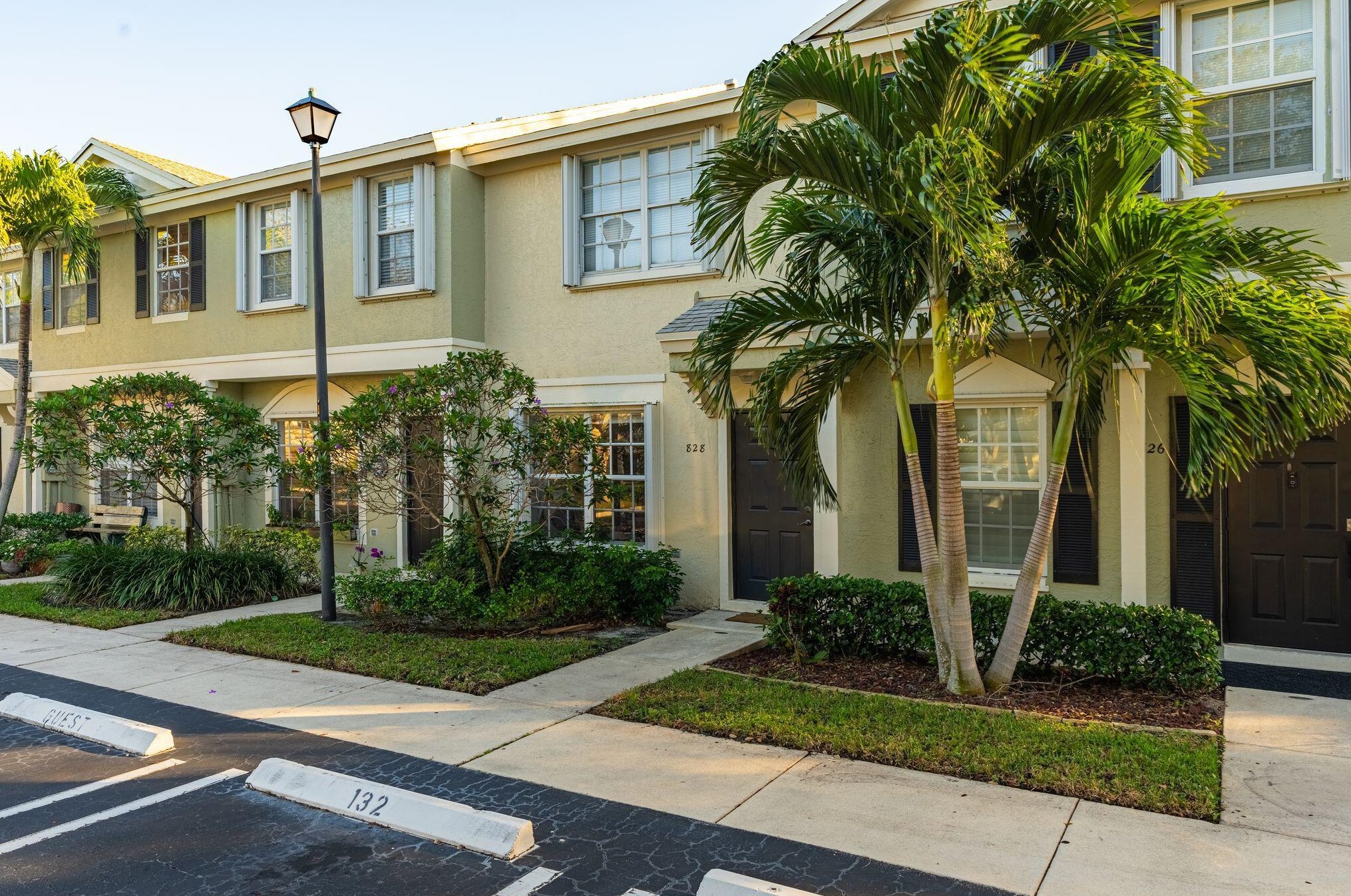 828 Kokomo Key Ln, Delray Beach FL  33483-6027 exterior