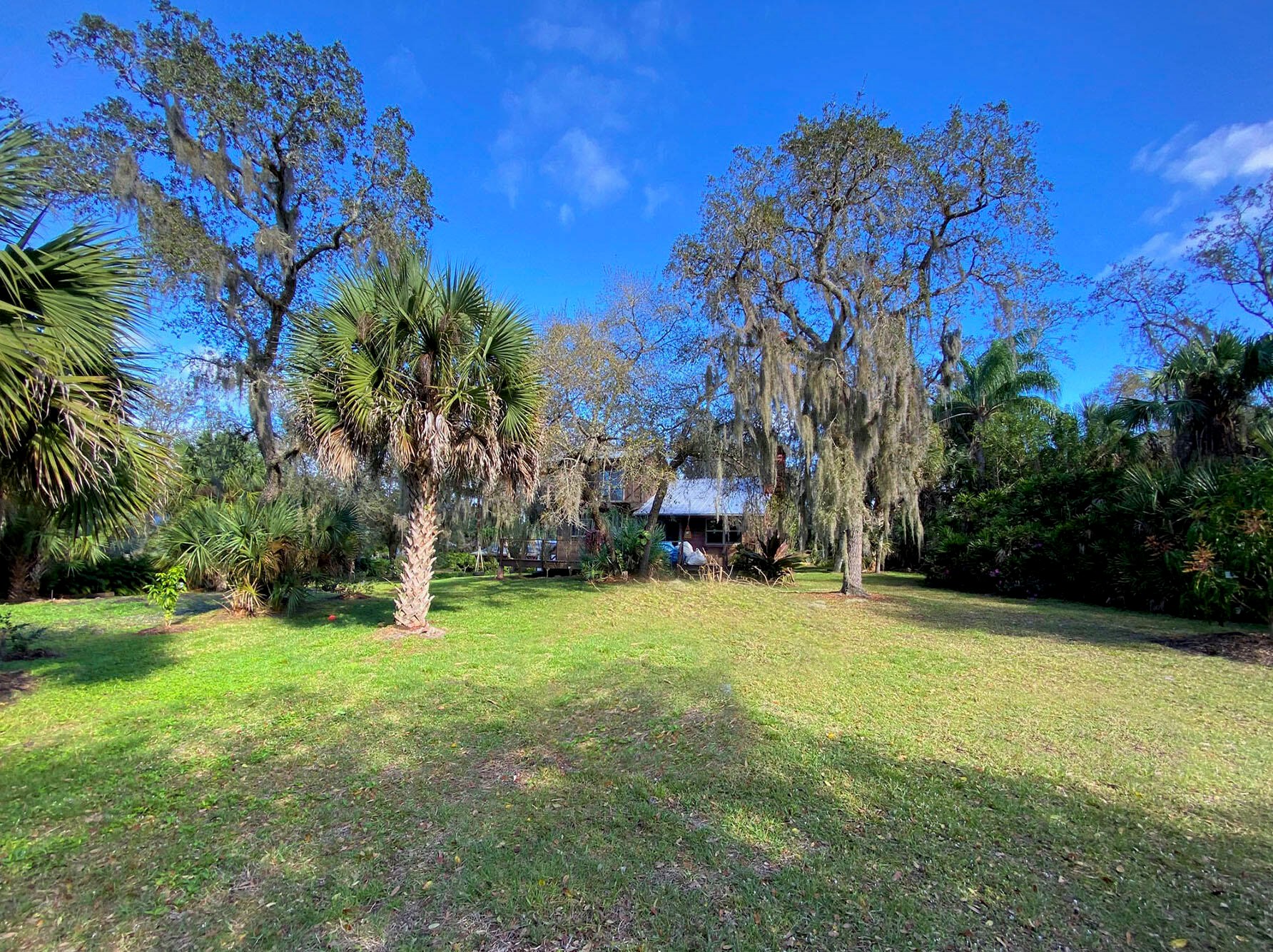 11705 Roseland Rd, Roseland FL  32957-7000 exterior