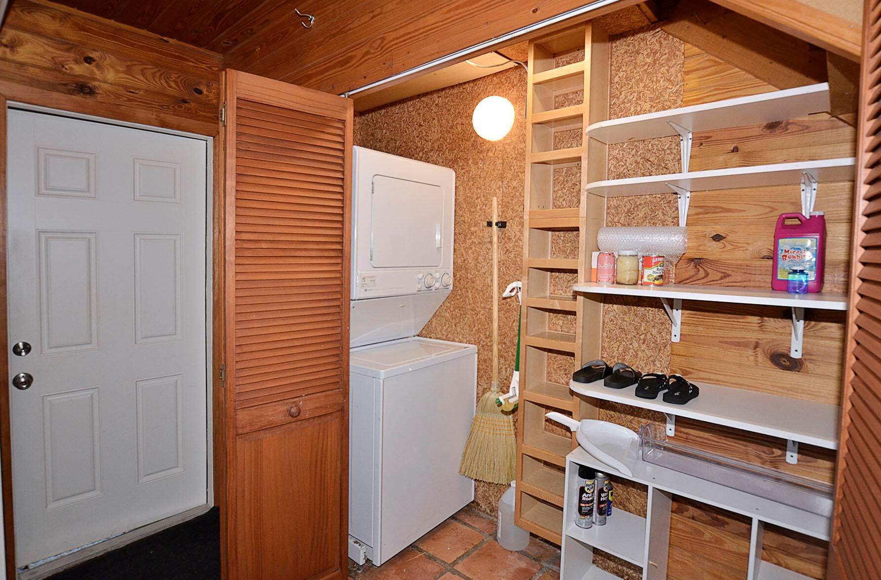 11705 Roseland Rd, Roseland FL  32957-7000 exterior