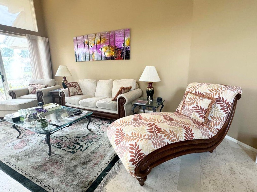 17050 Windsor Parke Ct, Boca Raton, FL 33496