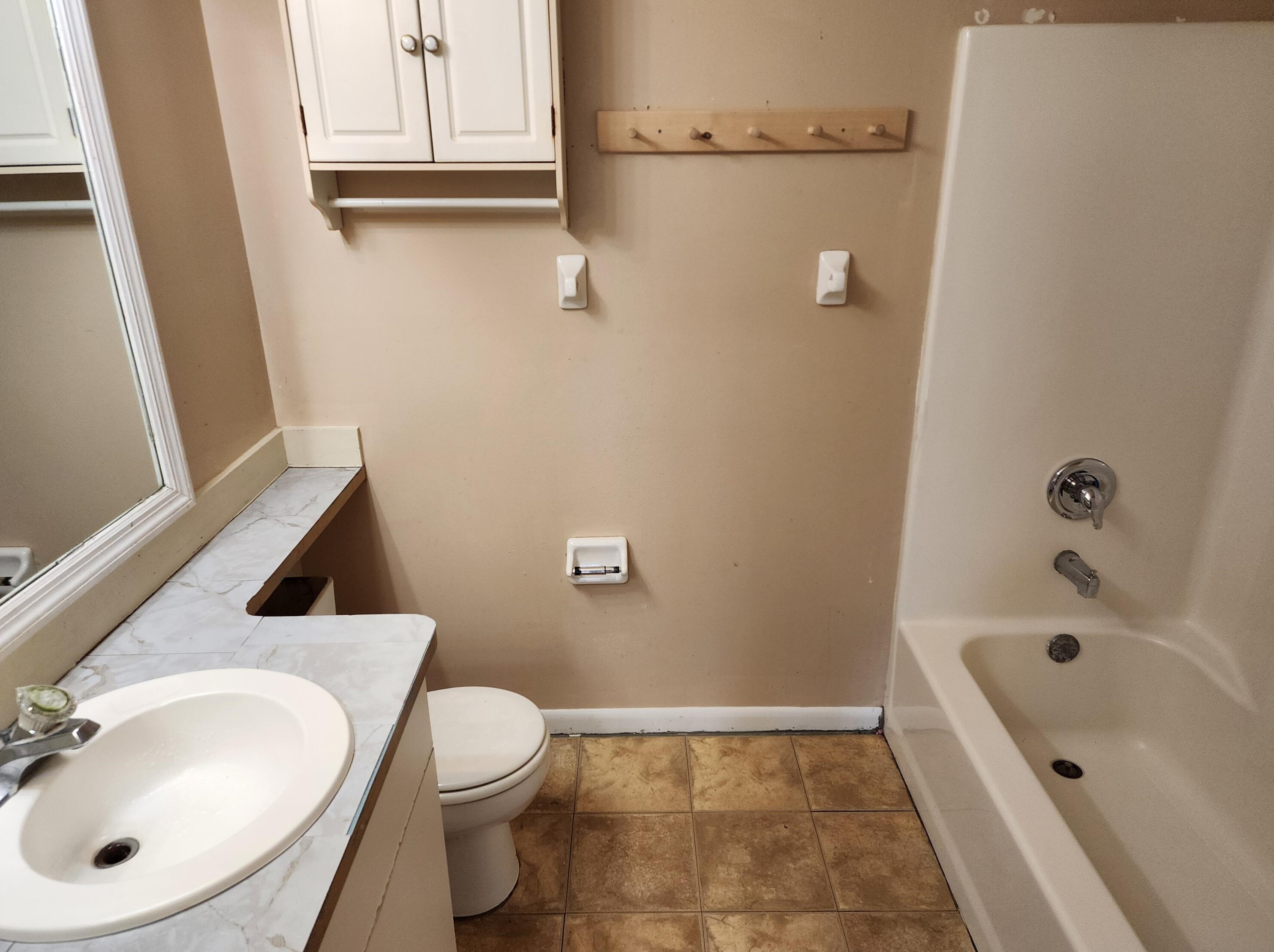 1045 Coleman Ave, Fort Pierce FL  34953-1856 exterior