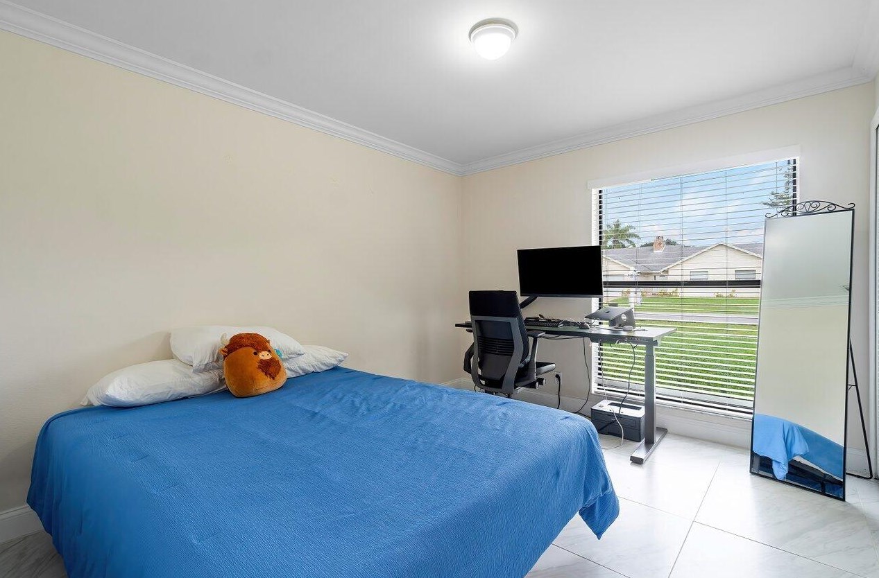 12176 Sugar Pine Trl, West Palm Beach FL  33414-5631 exterior