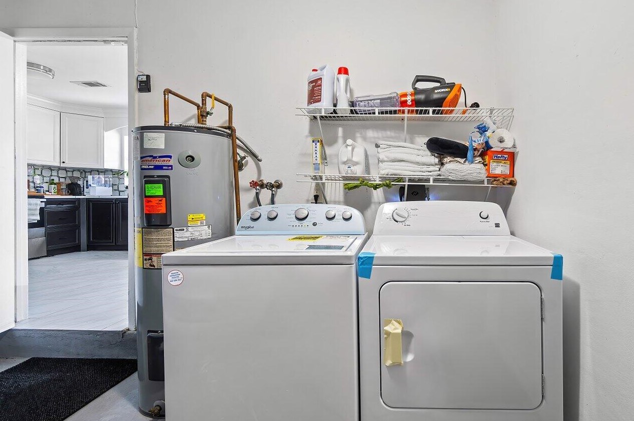 12176 Sugar Pine Trl, West Palm Beach FL  33414-5631 exterior