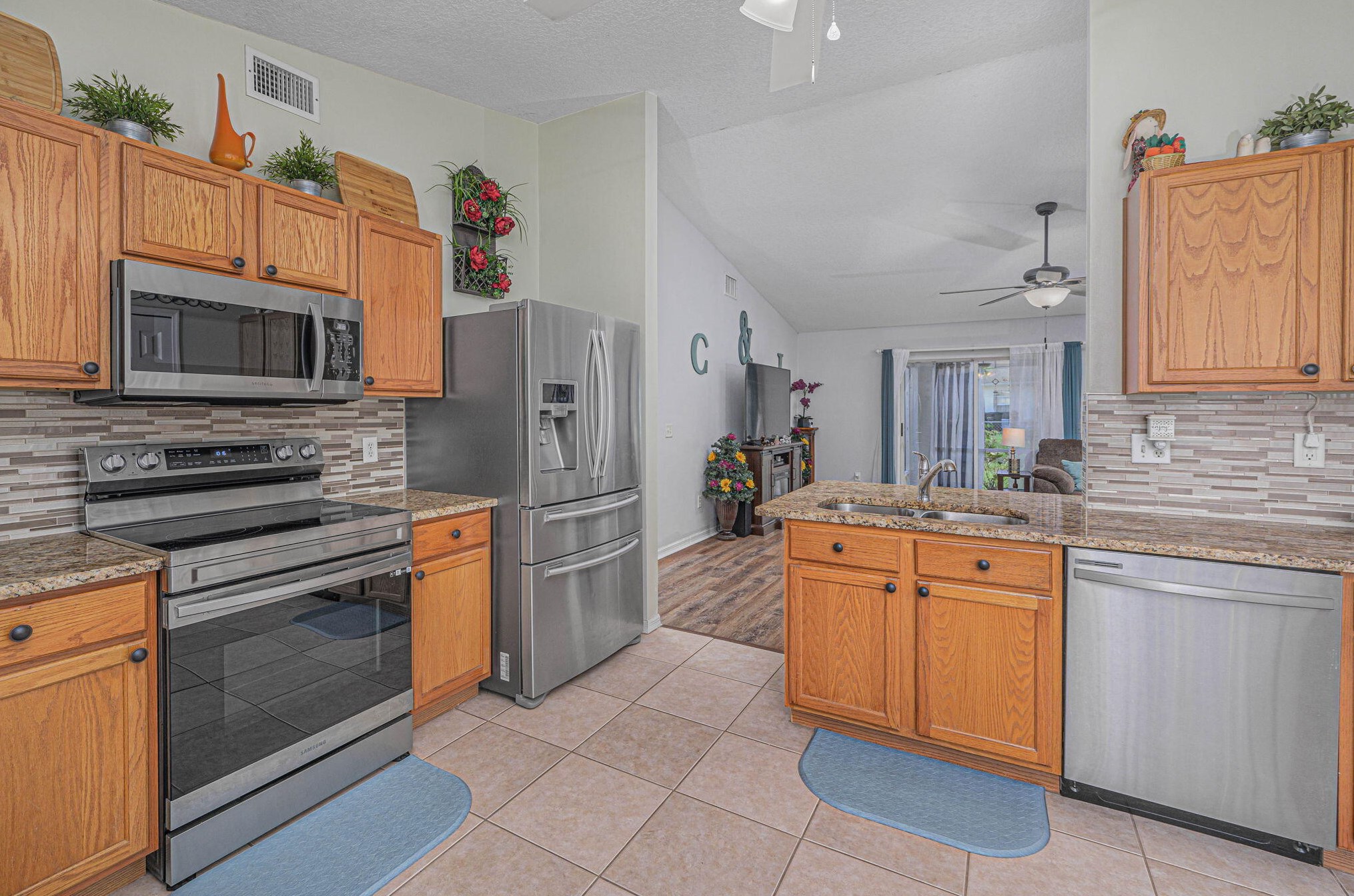 6121 Densaw Ter, Fort Pierce FL  34986-3761 exterior