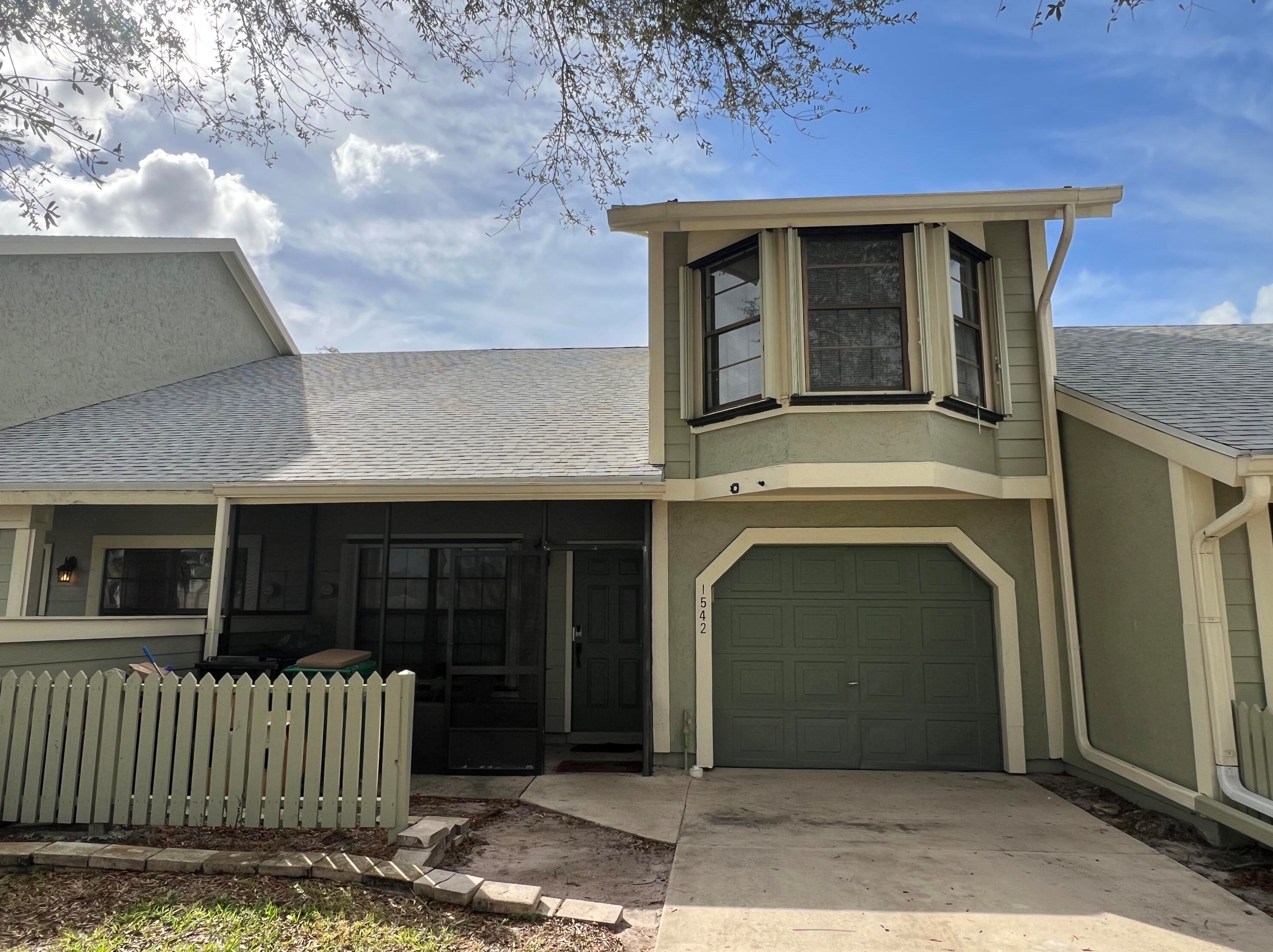 1542 Dewberry Ct, Fort Pierce FL  34952-4288 exterior