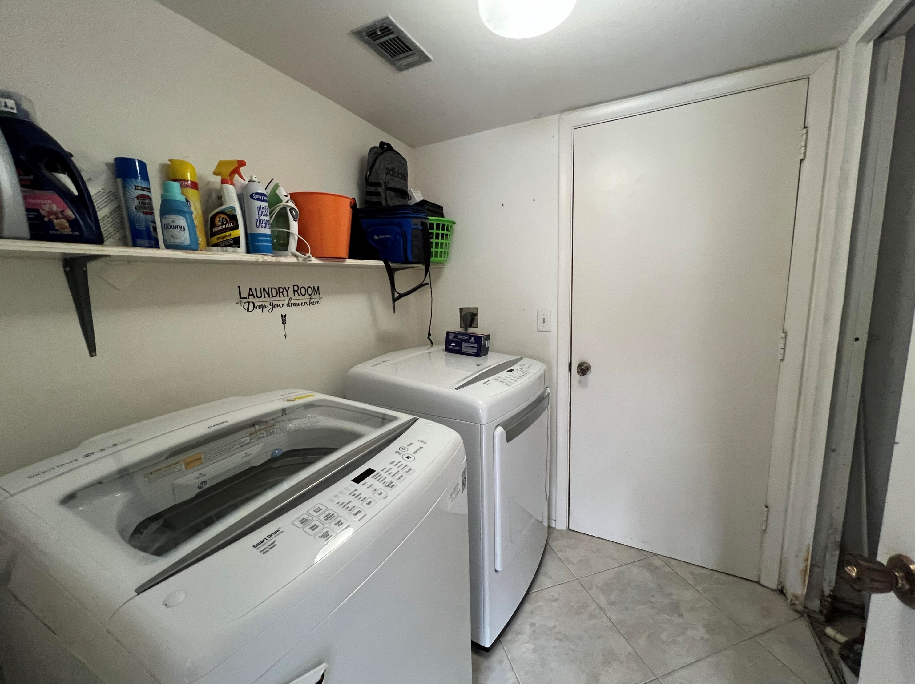 1542 Dewberry Ct, Fort Pierce FL  34952-4288 exterior