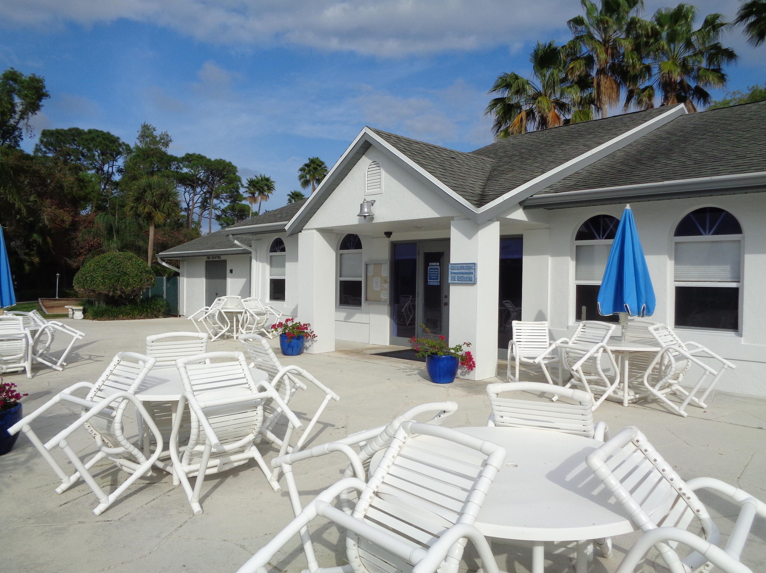 2518 Anchorage Cv, Fort Pierce FL 34952-6204 exterior