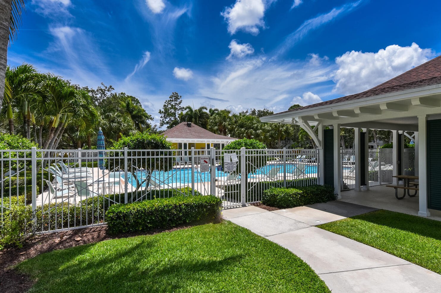 3261 Community Dr, Jupiter FL  33458-8217 exterior