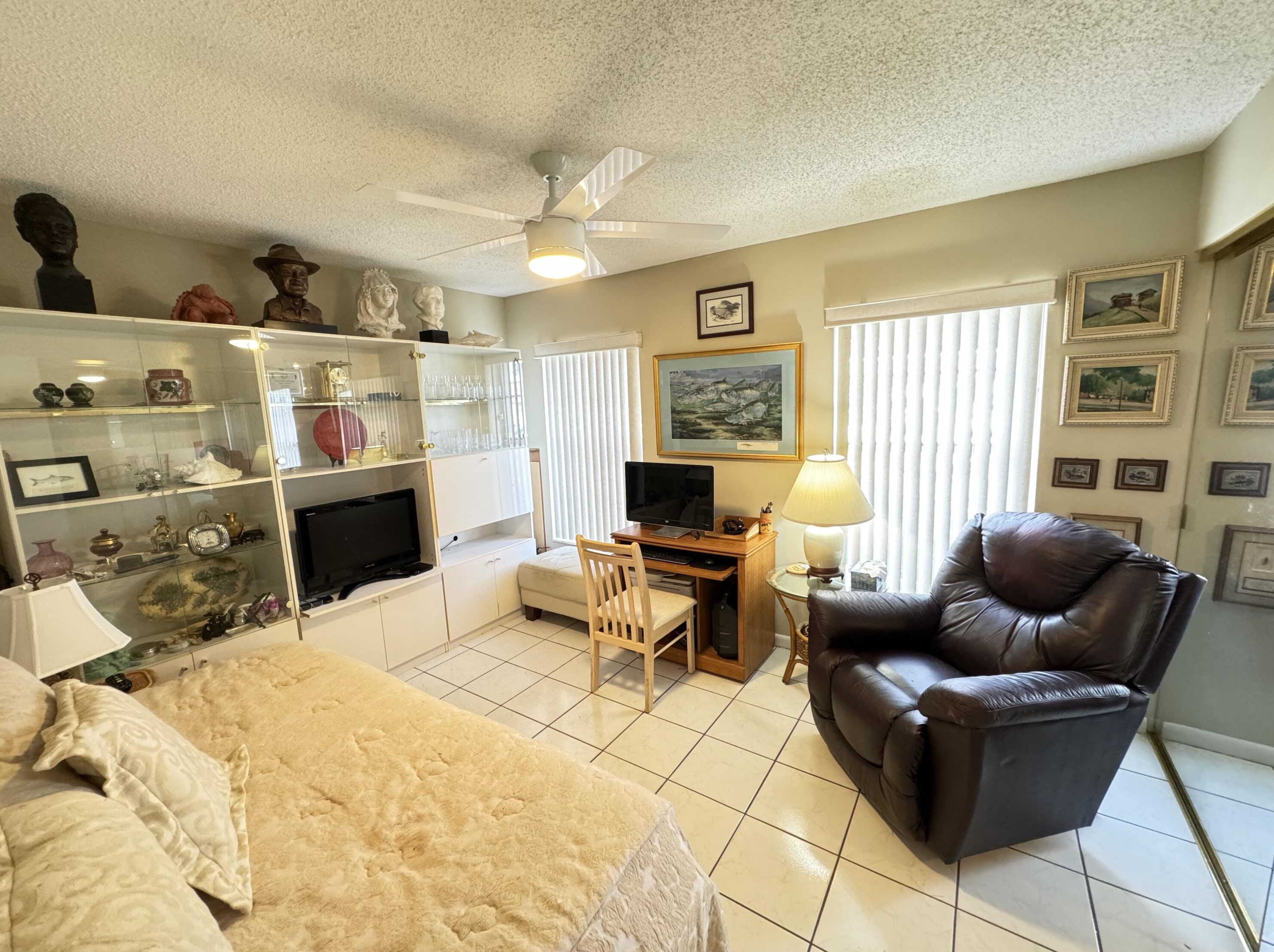 309 Cape Cod Cir, Lake Worth FL  33467-2675 exterior