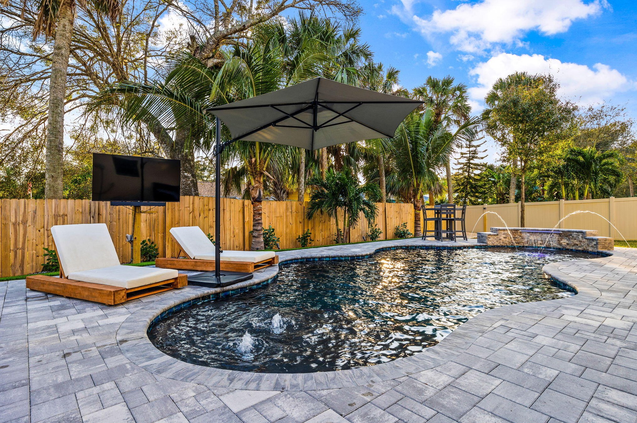 611 22nd Ave, Vero Beach FL  32962-1315 exterior