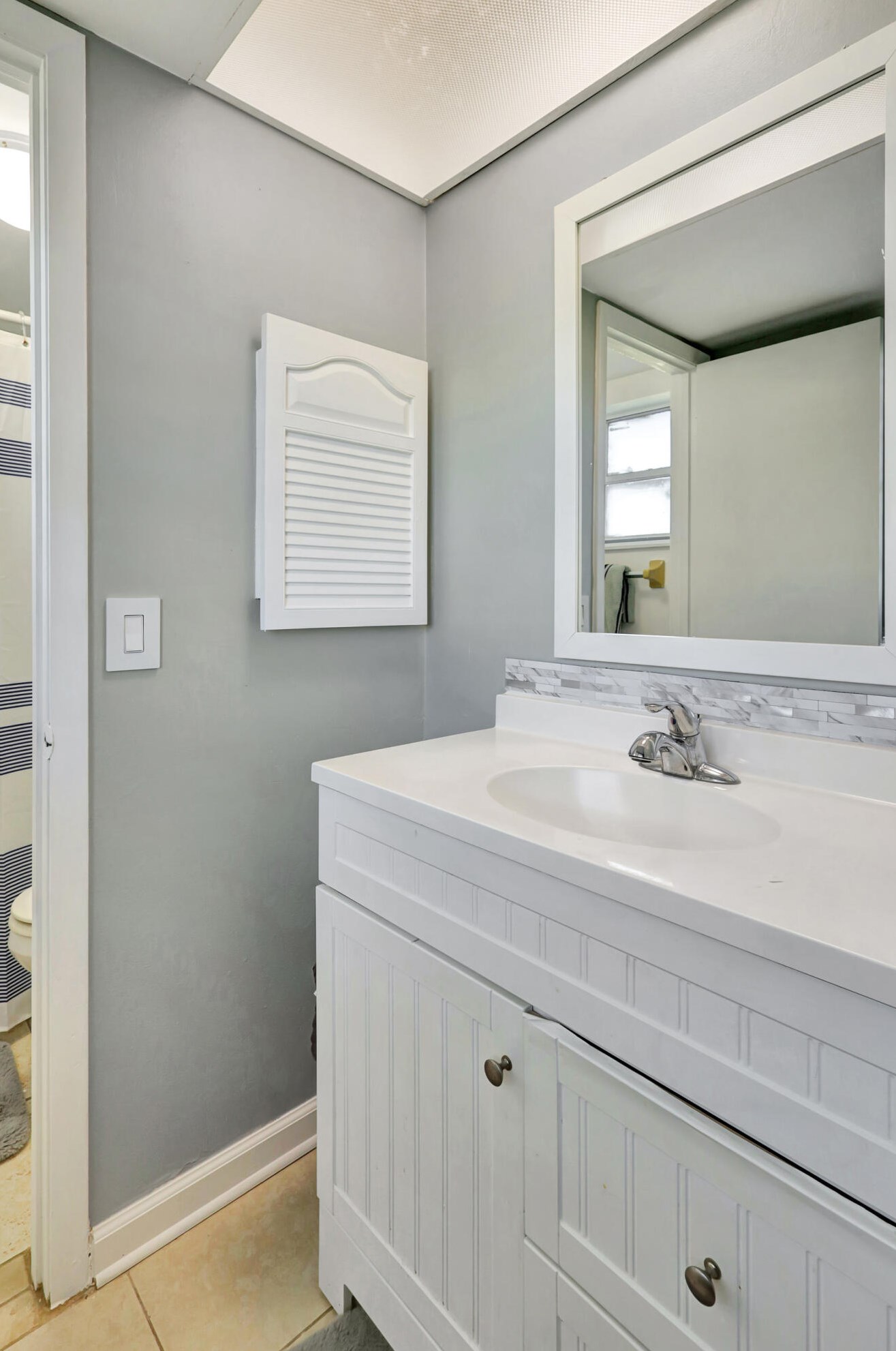 555 Butler Ave, Fort Pierce FL  34983-8738 exterior